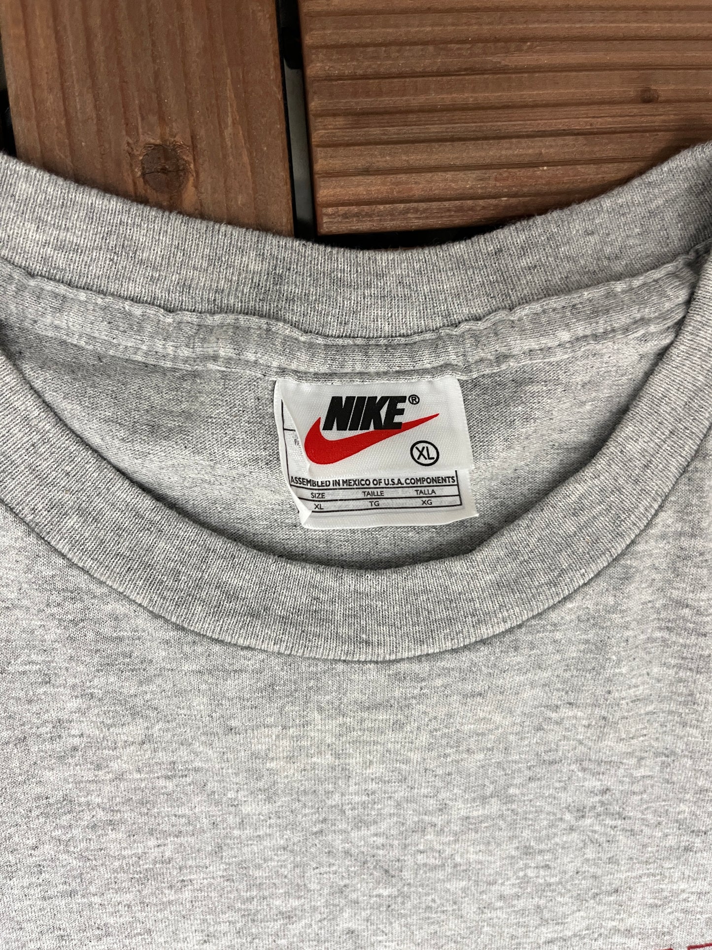 Seattle Redhawks Soccer 1997 National Champions Graphic Tee | Size X-Large | Vintage 1990s College Grey T-Shirt |