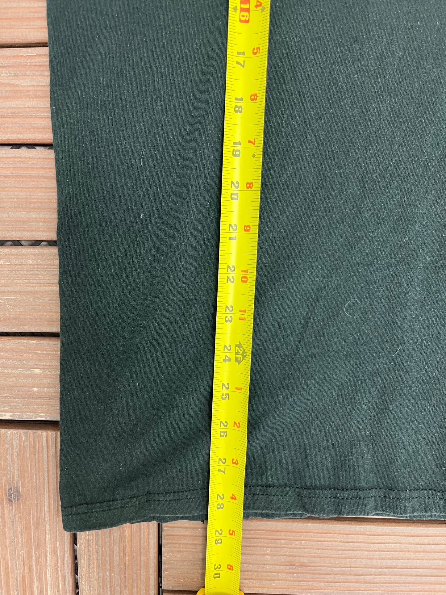 Pittsburgh Penguins Graphic Tee | Size X-Large | Vintage 2000s NHL Hockey Black T-Shirt |