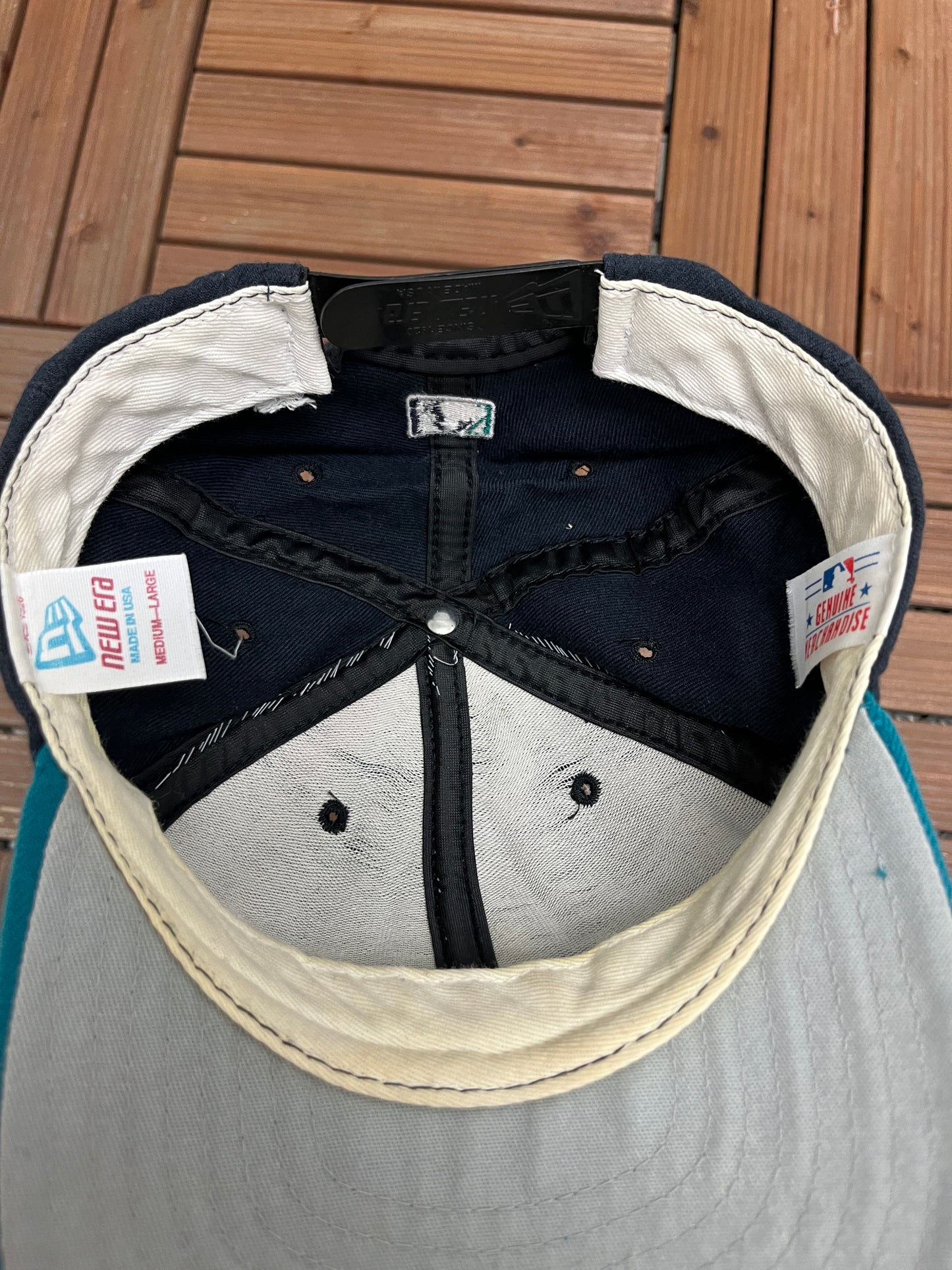 Seattle Mariners Embroidered Graphic Hat | Snap Back | Vintage 1990s MLB Baseball Blue Hat |