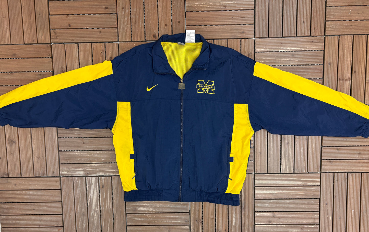 Michigan Wolverines Track Nike Graphic Windbreaker | Size X-Large | Vintage 1990s College Windbreaker Coat |