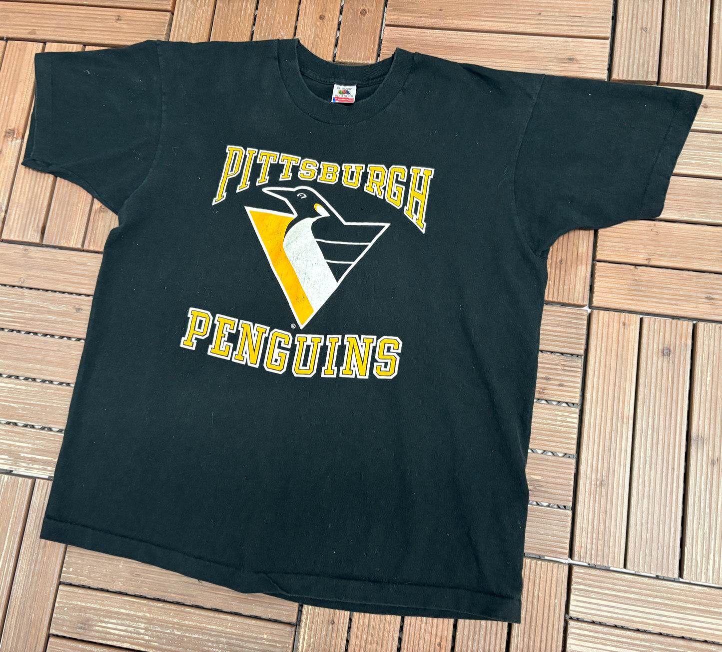 Pittsburgh Penguins Shawn McEachern Graphic Tee | Size X-Large | Vintage 1990s NHL Hockey Black T-Shirt |