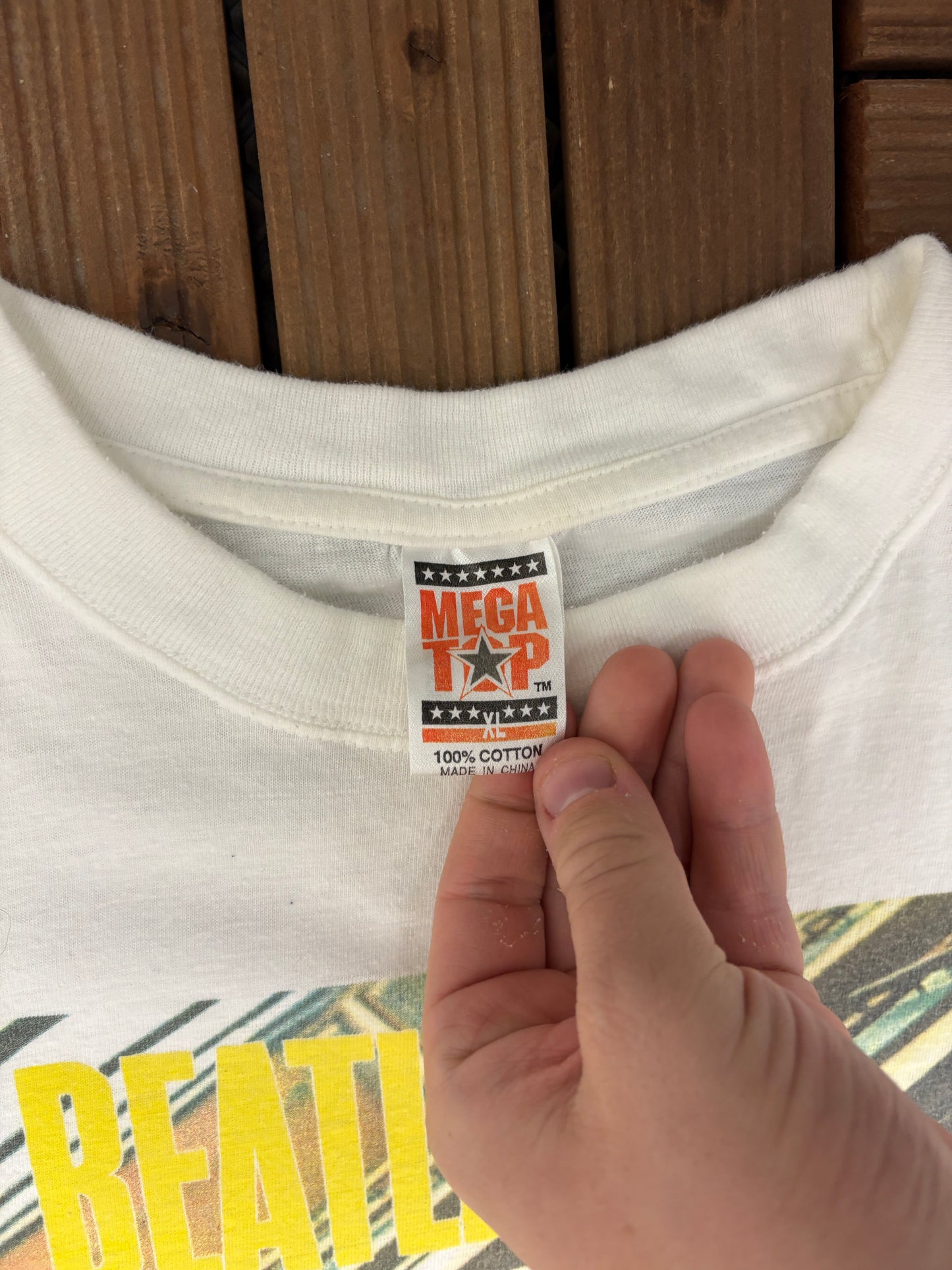 The Beatles Please Please Me Graphic Tee | Size X-Large | Vintage 1990s Rock Band Music White T-Shirt |