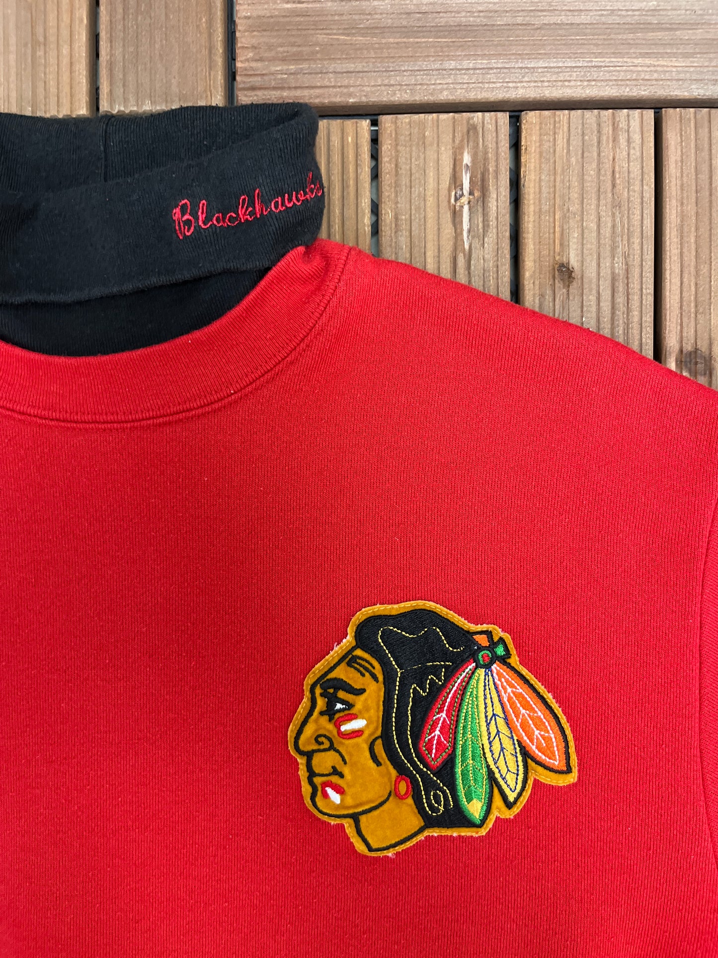 Chicago Blackhawks Stitched Turtleneck Graphic Crewneck | Size Large | Vintage 1990s NHL Hockey Red Sweater |