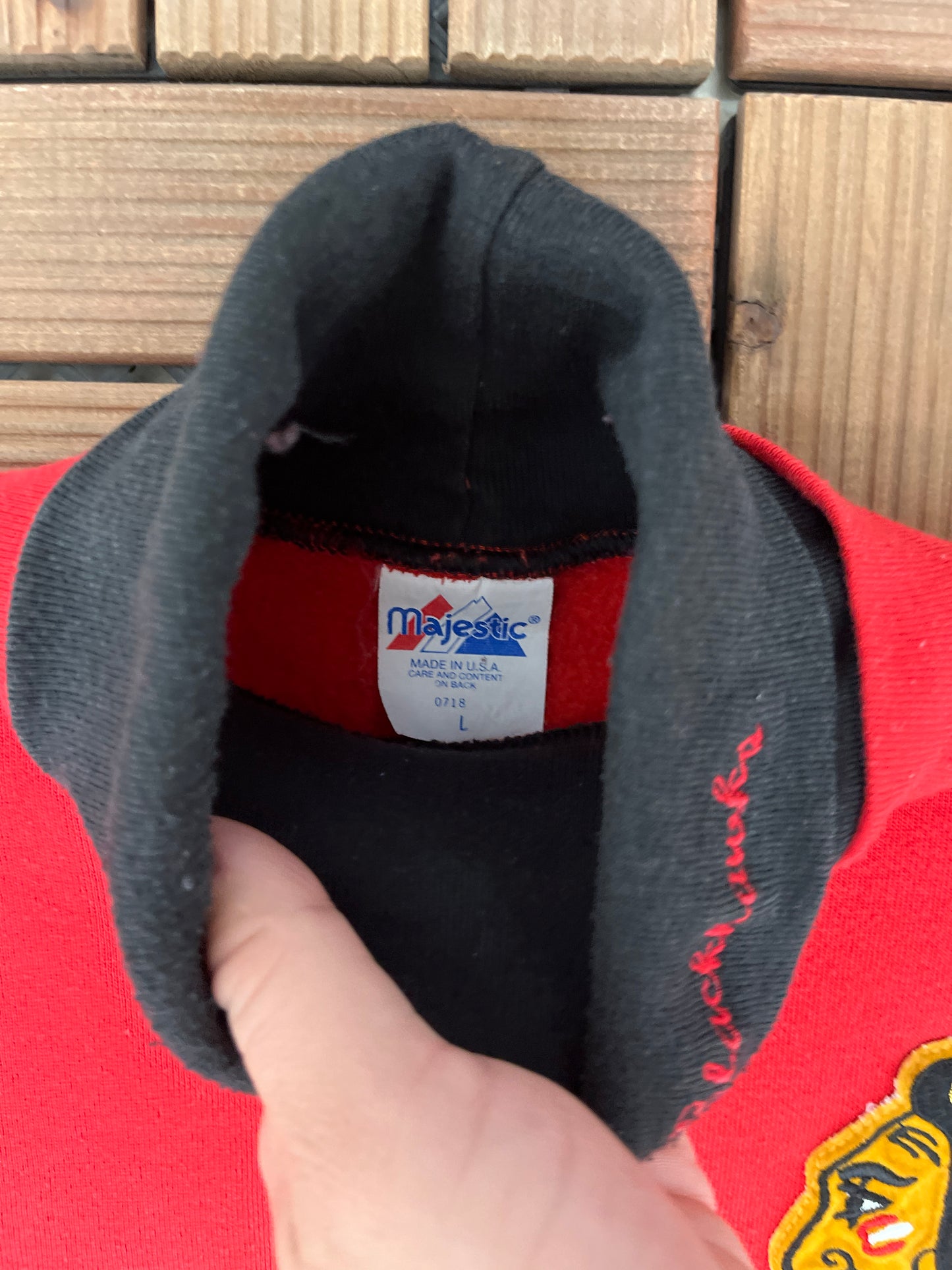 Chicago Blackhawks Stitched Turtleneck Graphic Crewneck | Size Large | Vintage 1990s NHL Hockey Red Sweater |