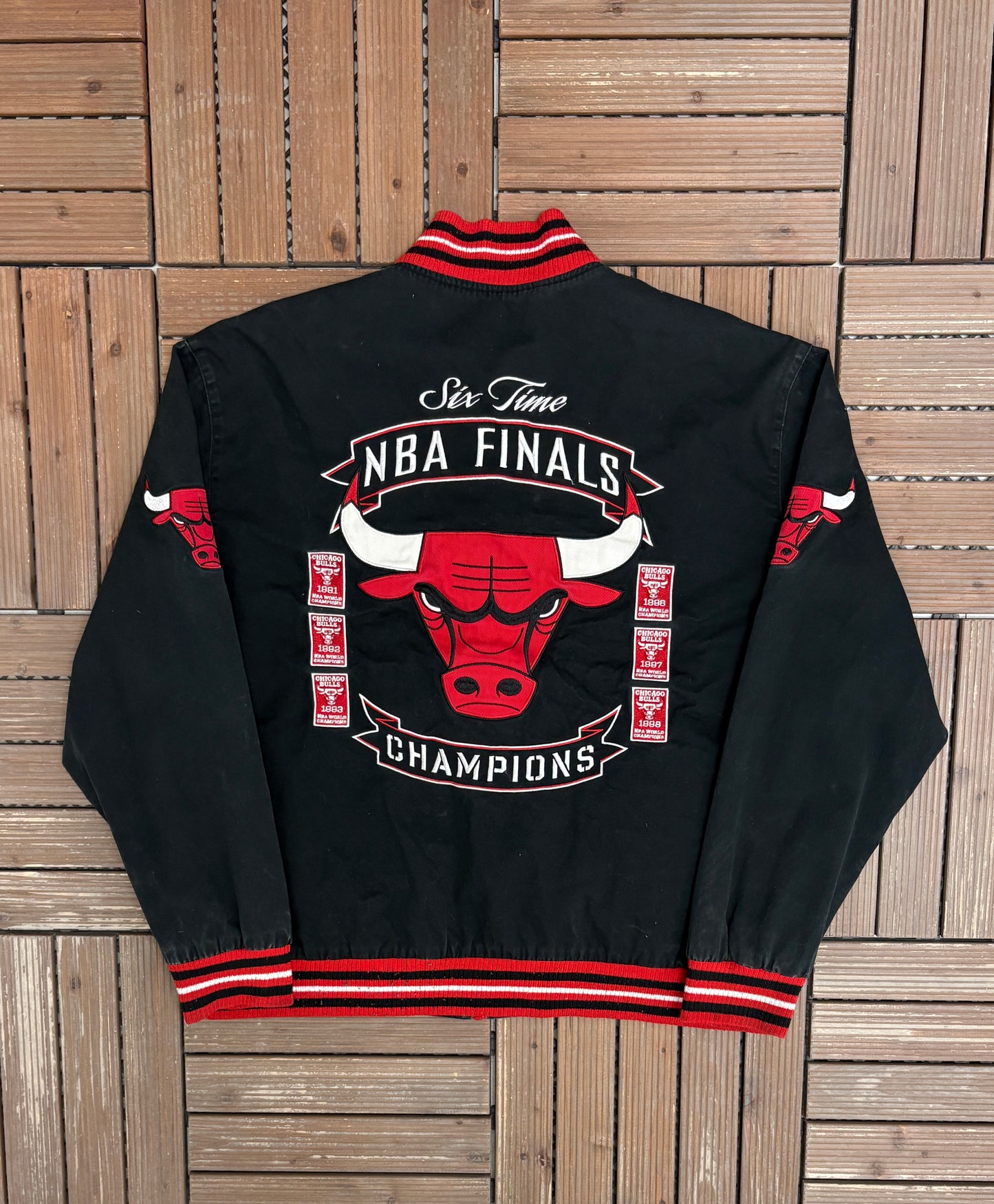 Chicago Bulls Champions Reversible Jacket | Size X-Large | Vintage 2000s NBA Basketball Black Jacket |