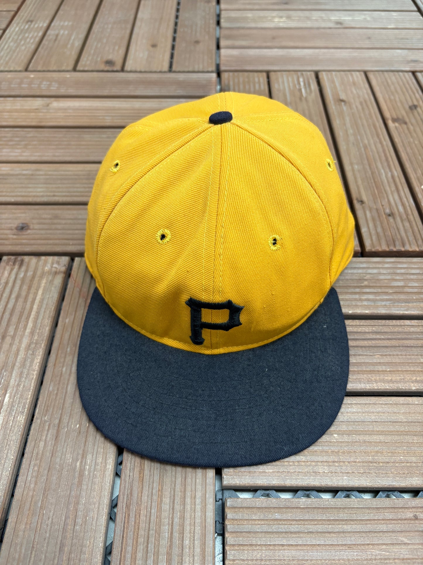 Pittsburgh Pirates Embroidered Hat | Size 7 1/4 | Vintage 1990s MLB Baseball Yellow Cap |