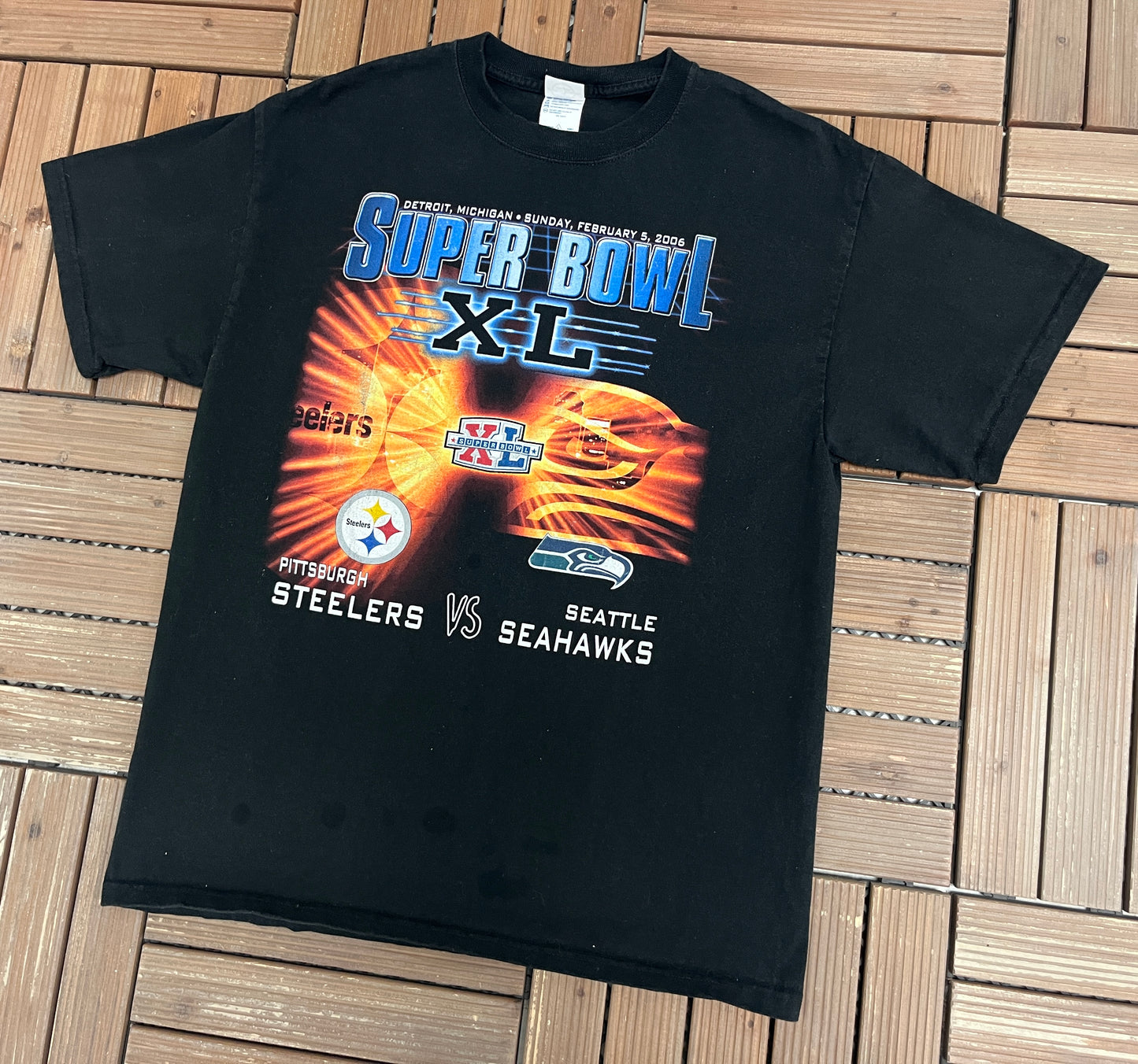 Pittsburgh Steelers vs. Seattle Seahawks Super Bowl XL Graphic Tee | Size Large | Vintage 2000s NFL Football Black T-Shirt |