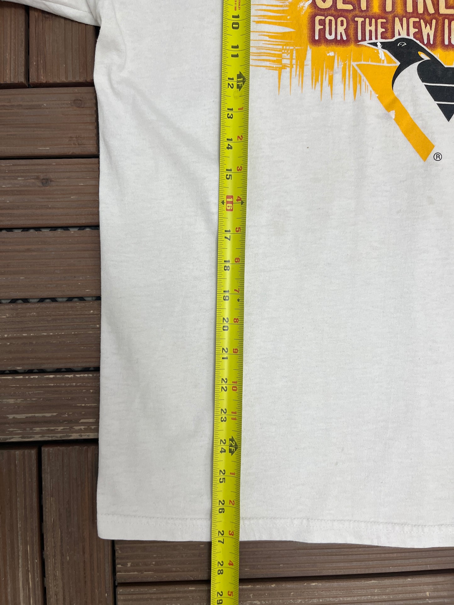 Pittsburgh Penguins The New Ice Age Graphic Tee | Size X-Large | Vintage 2000s NHL Hockey White T-Shirt |