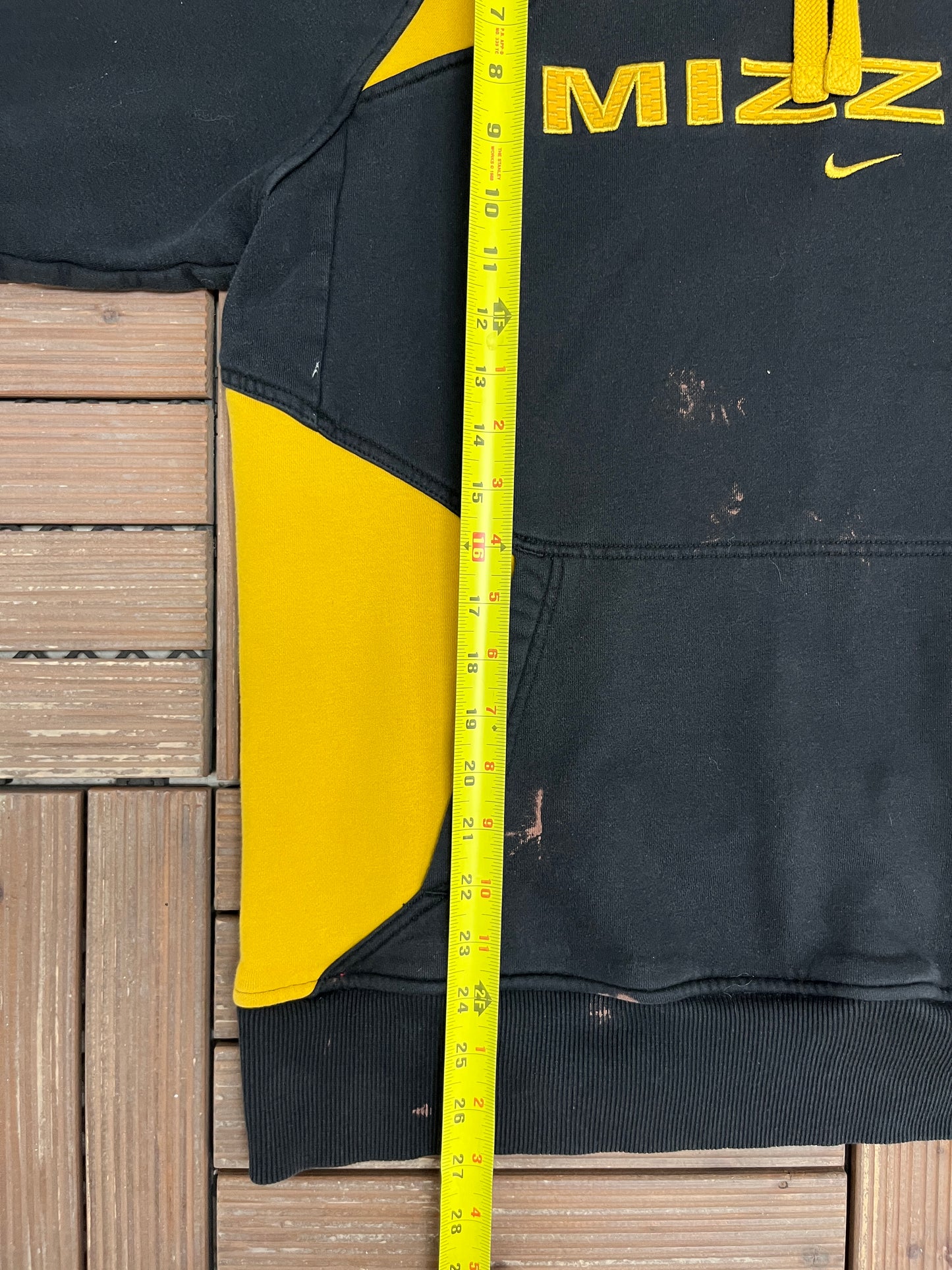 Missouri Tigers Nike Graphic Hoodie | Size Medium | Vintage 2000s College Black Sweater |