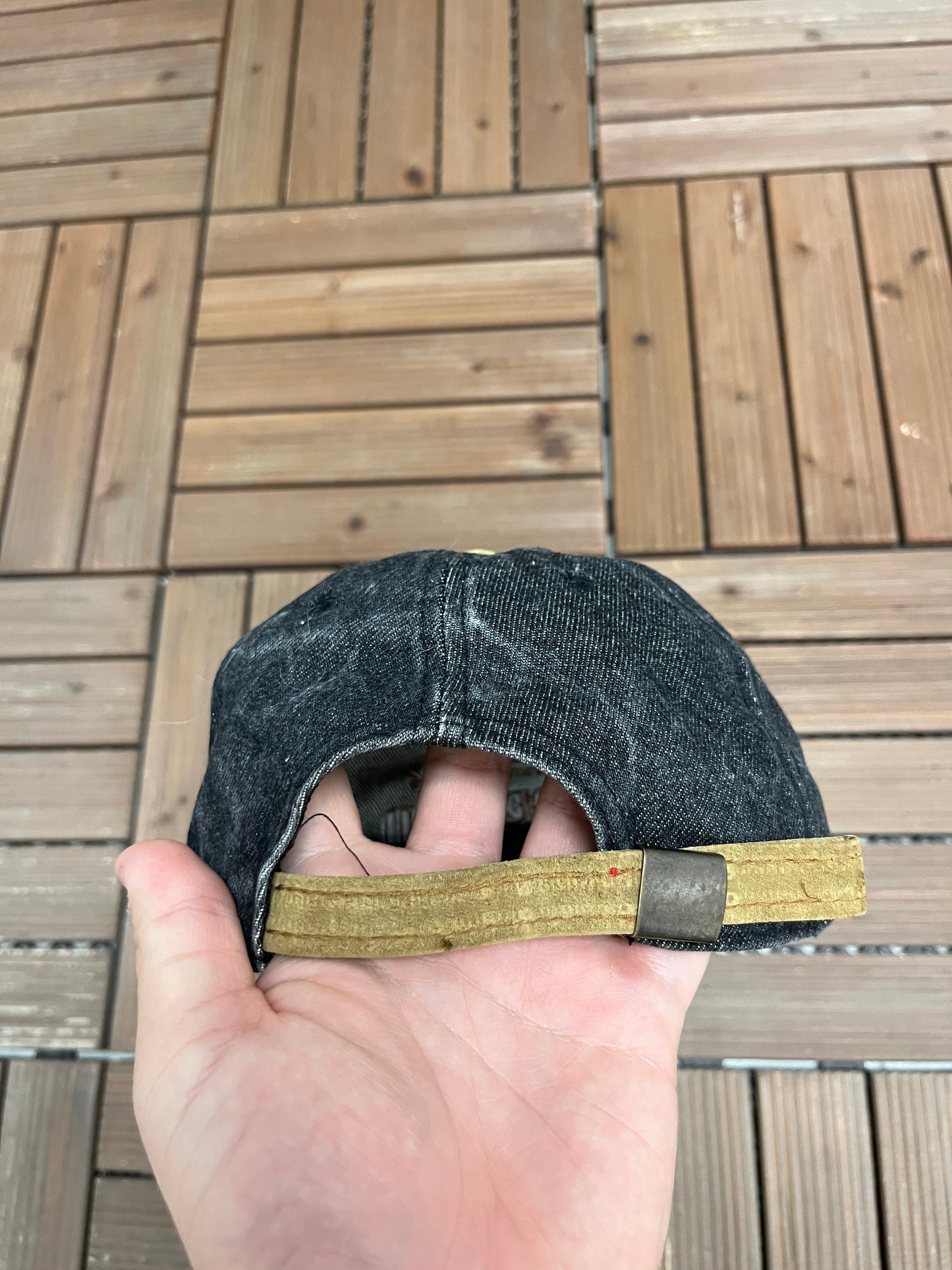 Paramount Canada's Wonderland Graphic Hat | Metal Clasp | Vintage 1990s Promotional Grey Cap |