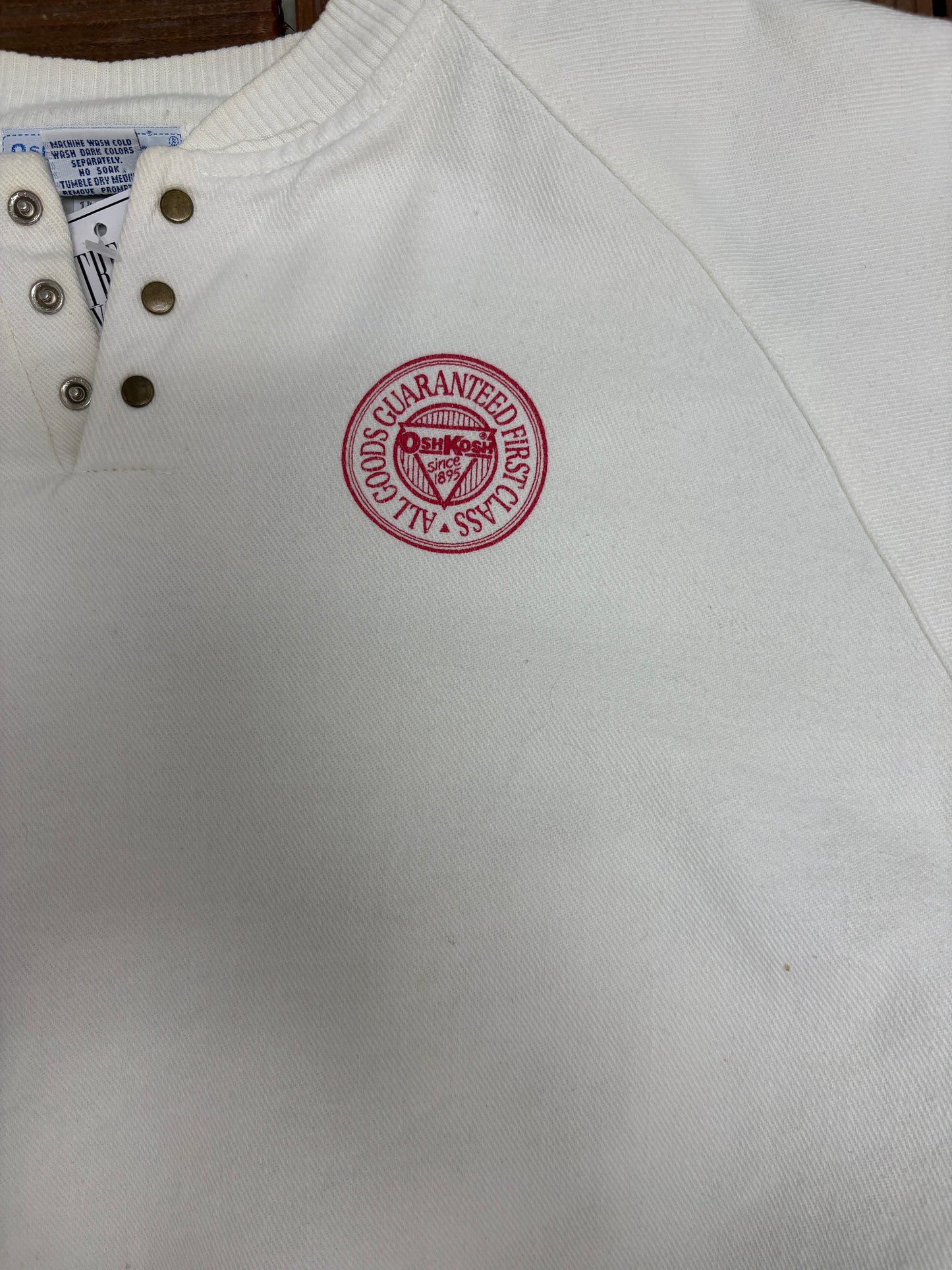 OshKosh All Goods Guaranteed First Class Graphic Crewneck | Size Large | Vintage 1990s Promotional White Sweater |