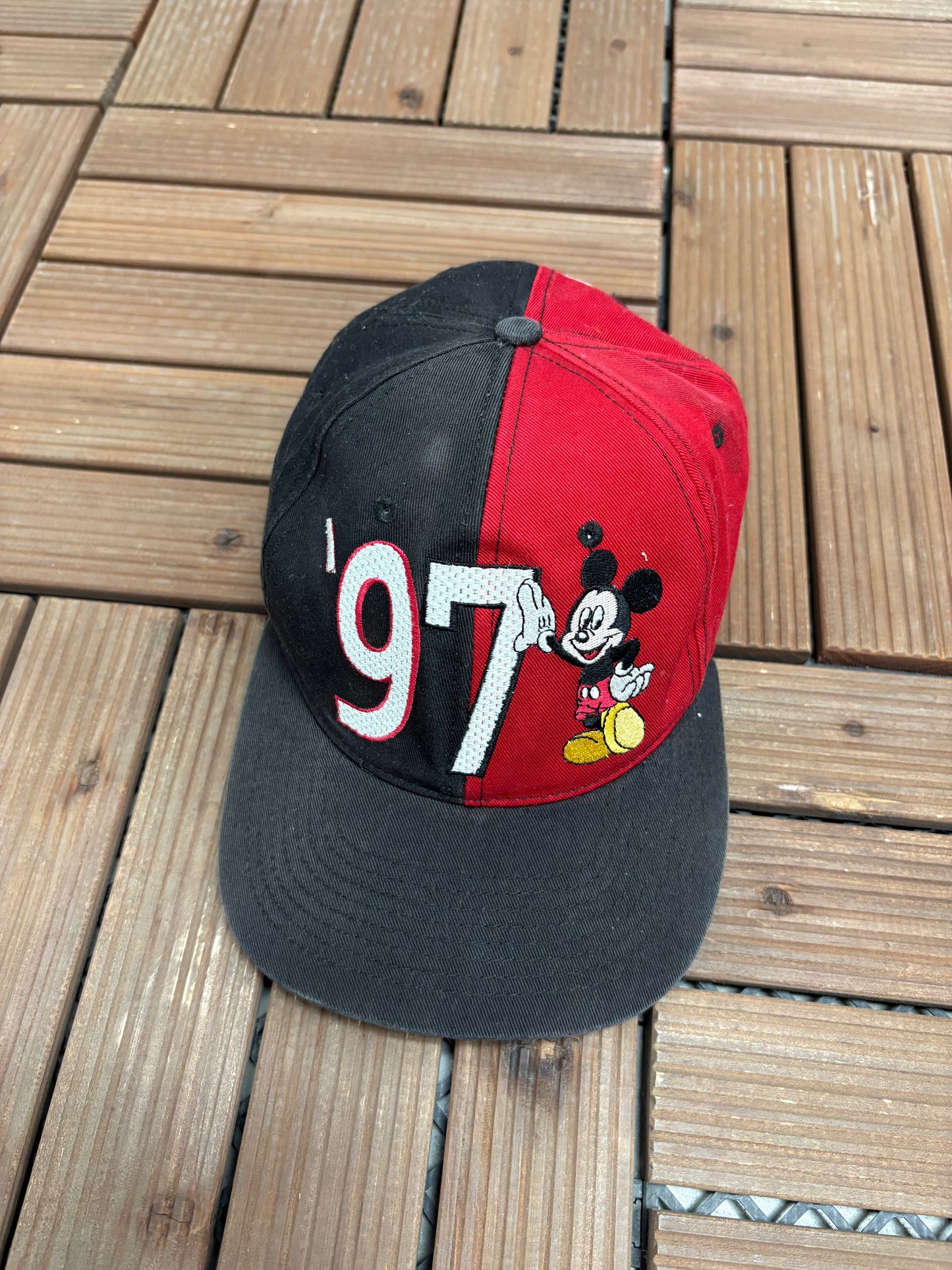 Mickey Mouse '97 Graphic Hat | Snap Back | Vintage 1990s Disney Cartoon Black Cap |