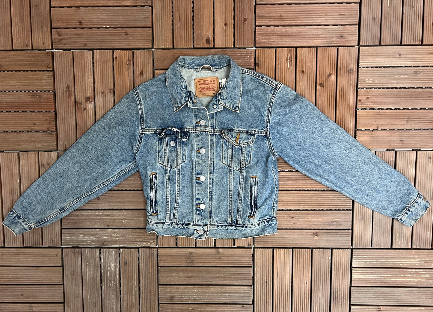 Levi Strauss & Co 77715-0220 Red Tab Denim Jacket | Size Small | Vintage 1990s Blue Jean Trucker Jacket | Made in USA |