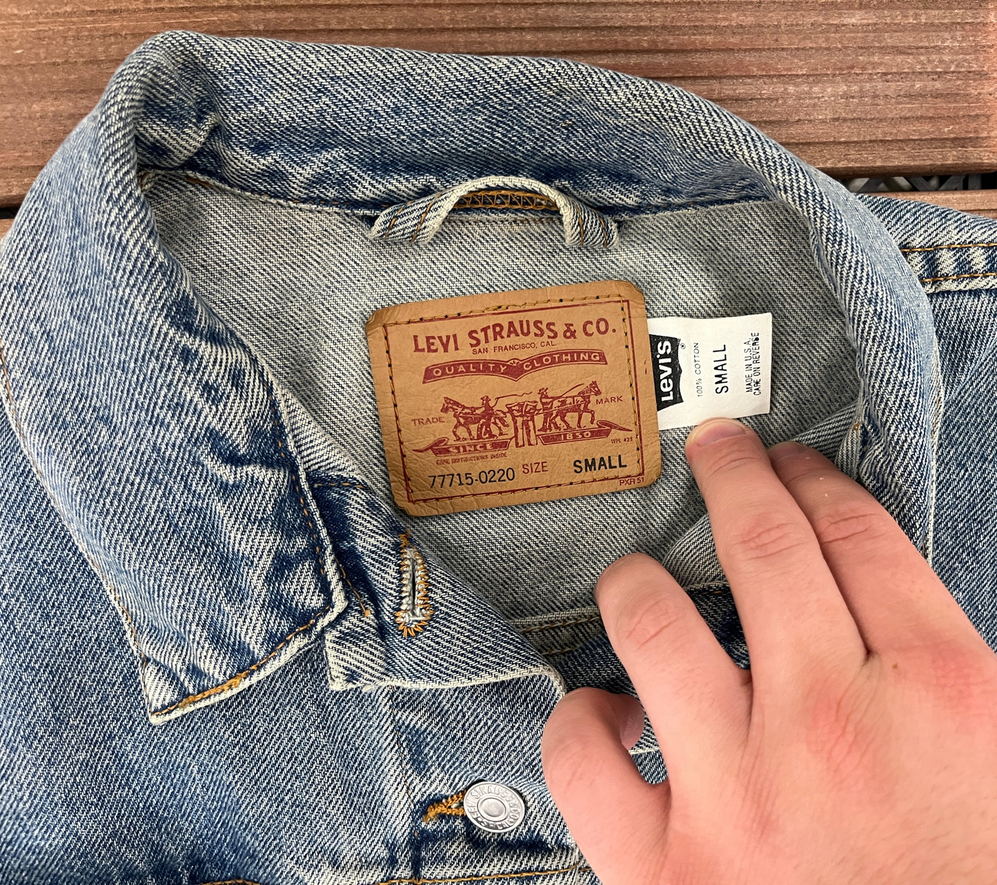 Levi Strauss & Co 77715-0220 Red Tab Denim Jacket | Size Small | Vintage 1990s Blue Jean Trucker Jacket | Made in USA |