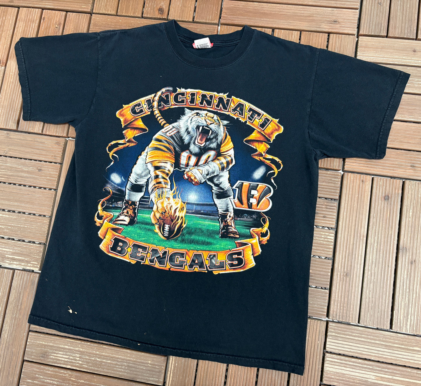 Cincinnati Bengals Graphic Tee | Size Large | Vintage 2000s NFL Football Black T-Shirt |