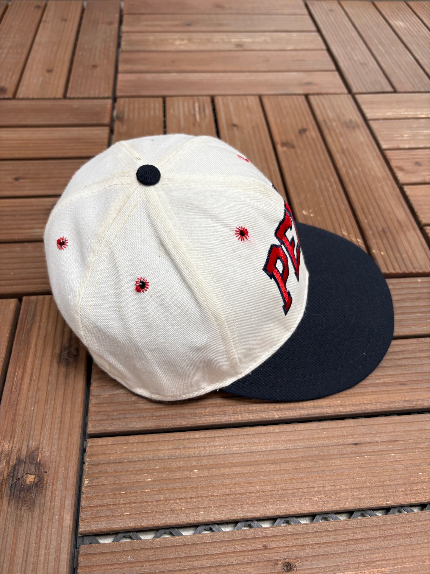 Penn Quakers Embroidered Graphic Hat | Size 7 1/8 | Vintage 1990s College White Cap |