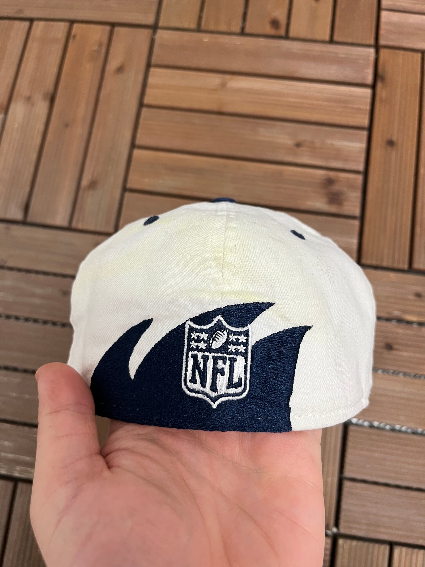 New England Patriots Sharktooth Graphic Hat | Small/Medium | Vintage 2000s NFL Football White Hat |