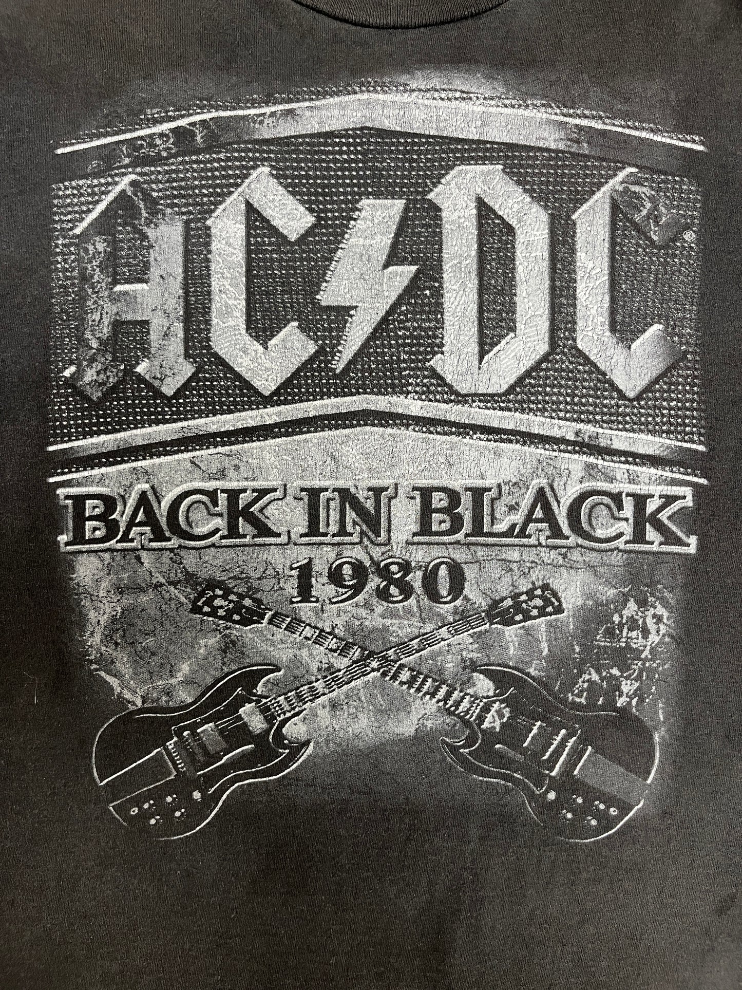 AC/DC Back in Black Graphic Tee | Size Medium | Vintage 2000s Rock Band Black T-Shirt |