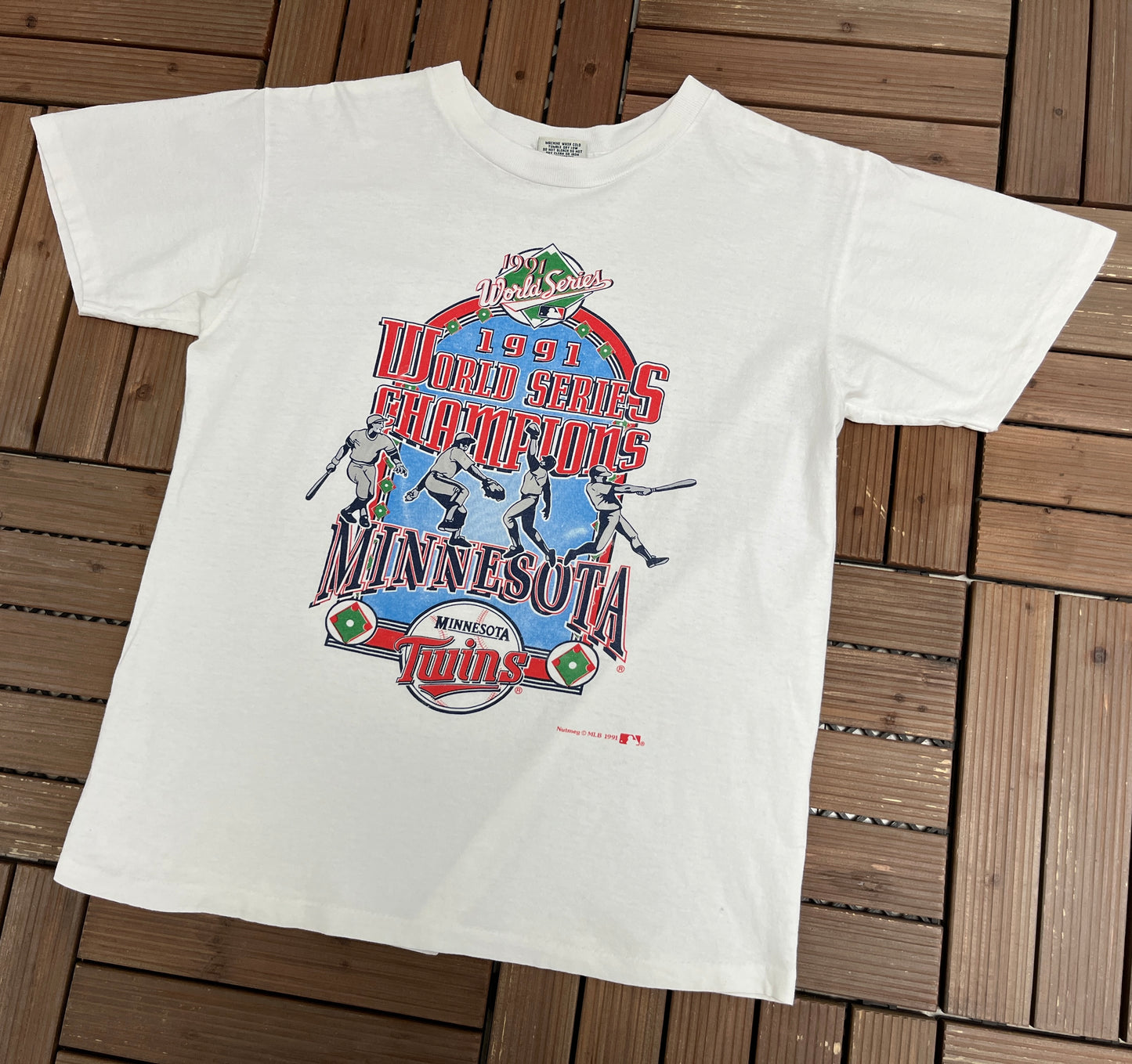 Minnesota Twins World Series Champions 1991 Graphic Tee | Size Large | Vintage 1990s MLB Baseball White T-Shirt |