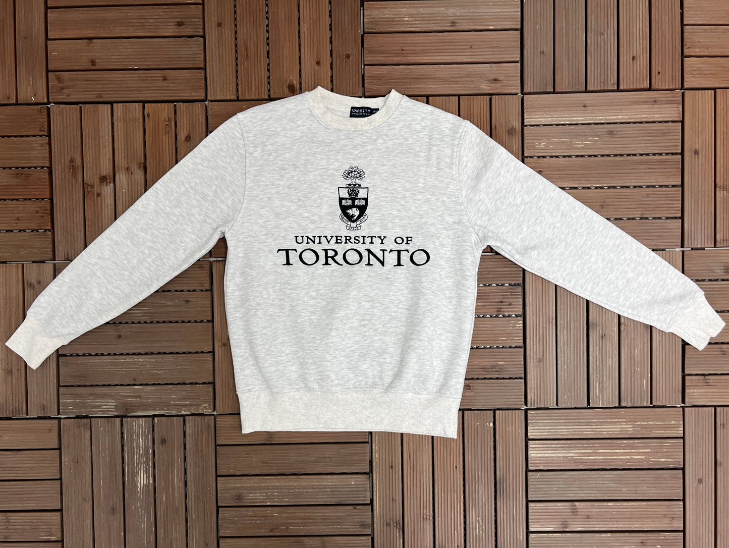 University of Toronto Graphic Crewneck | Size X-Small | Vintage 2000s Canadian University Grey Sweater |