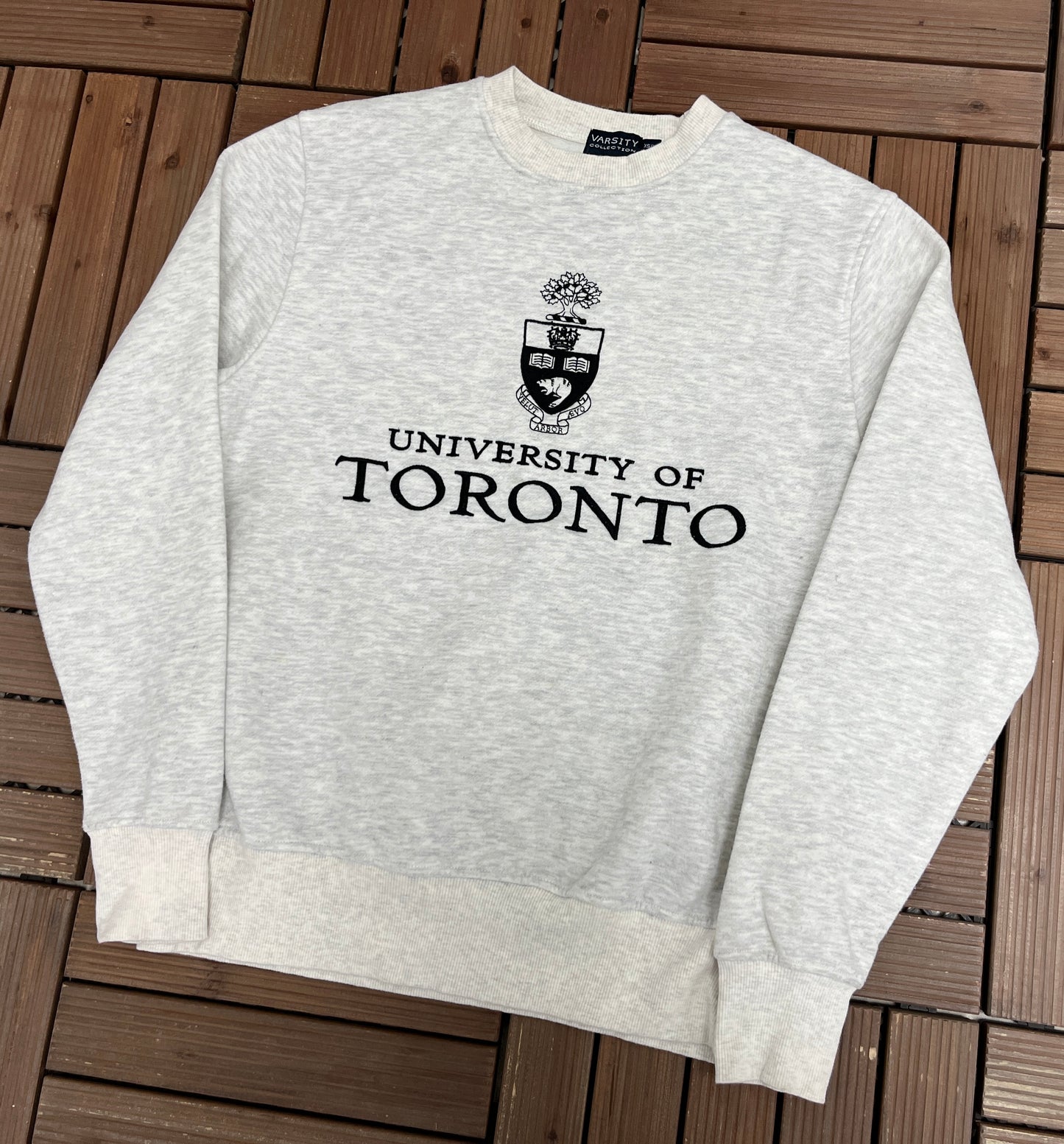 University of Toronto Graphic Crewneck | Size X-Small | Vintage 2000s Canadian University Grey Sweater |