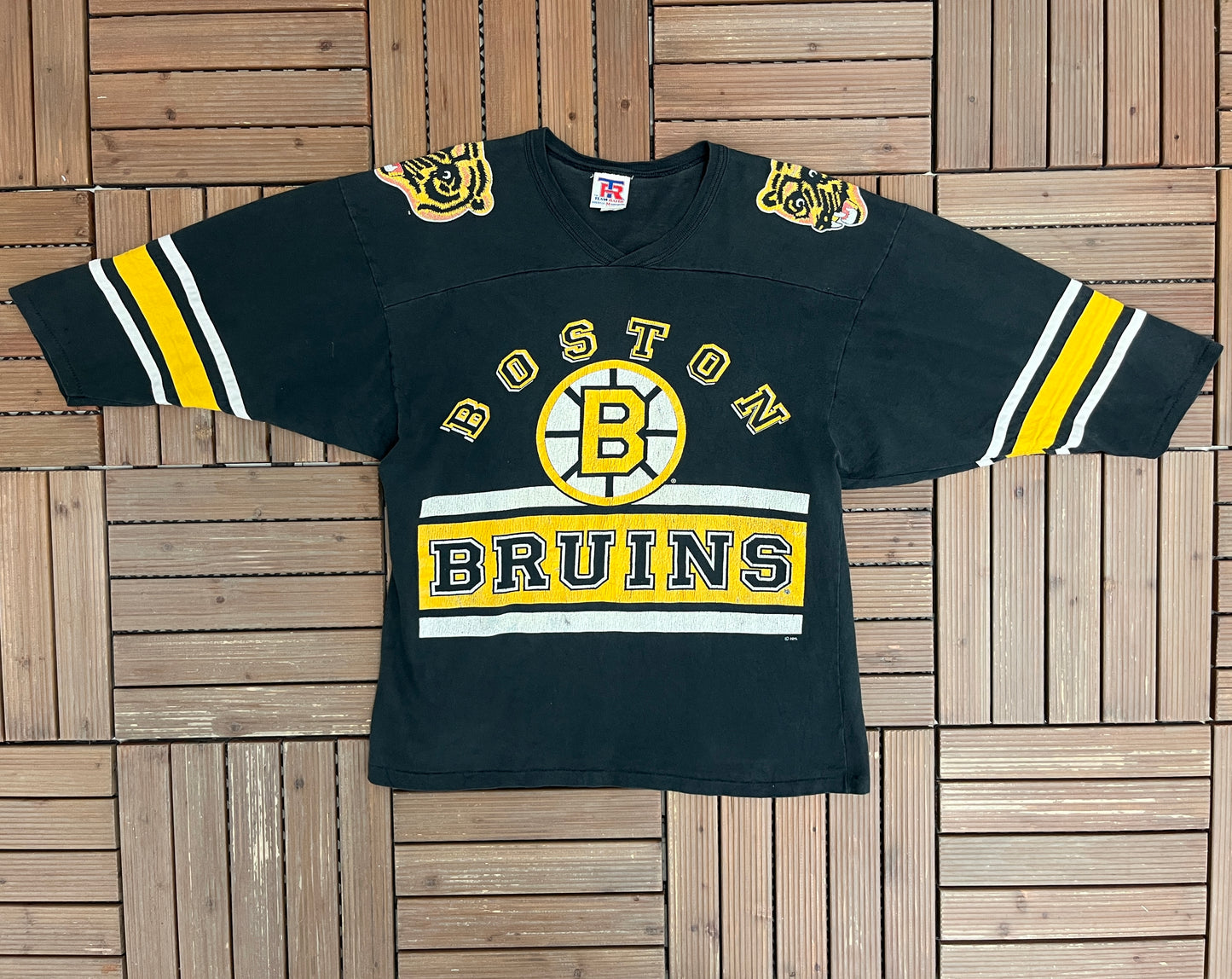 Boston Bruins Graphic Tee | Size Medium | Vintage 1990s NHL Hockey Black 3/4 Sleeve T-Shirt |