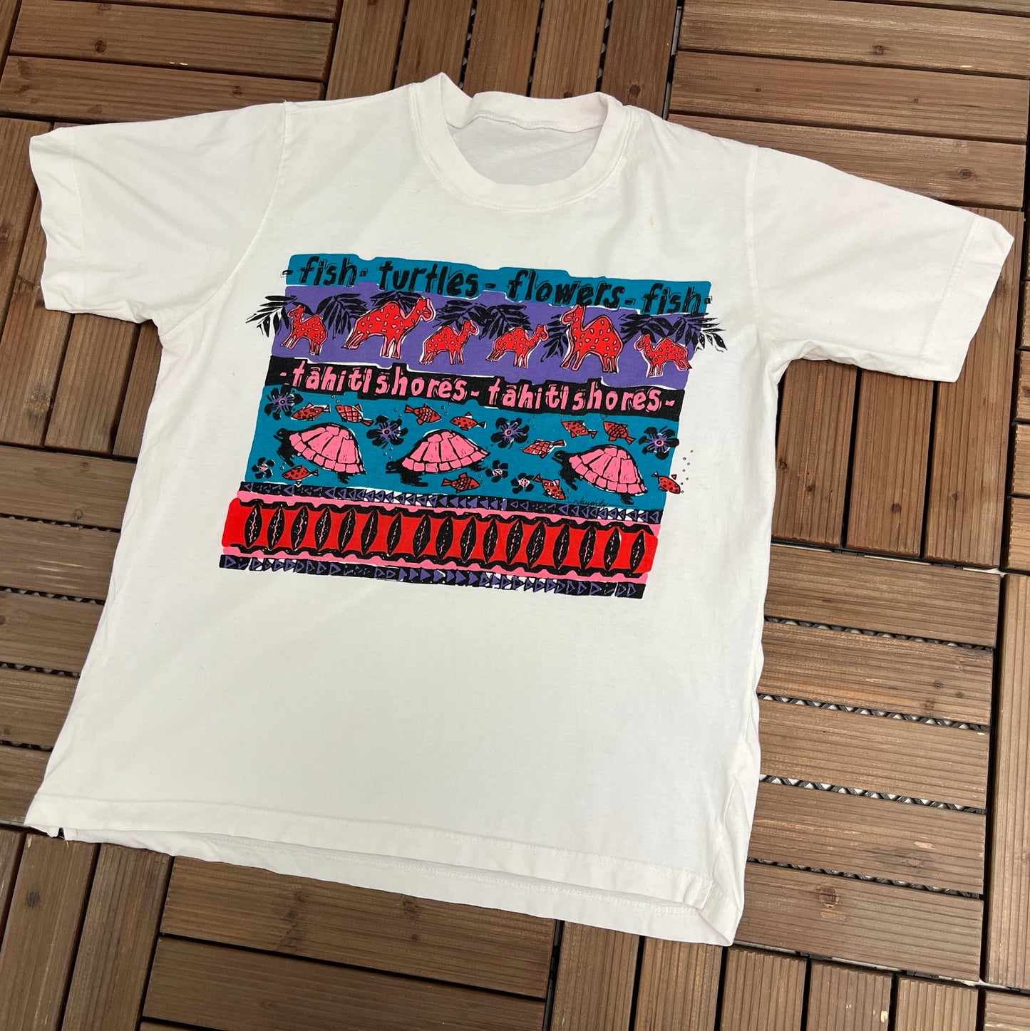 Tahiti Shores, The Bahamas Graphic Tee | Size Large | Vintage 2000s Tourist White T-Shirt |