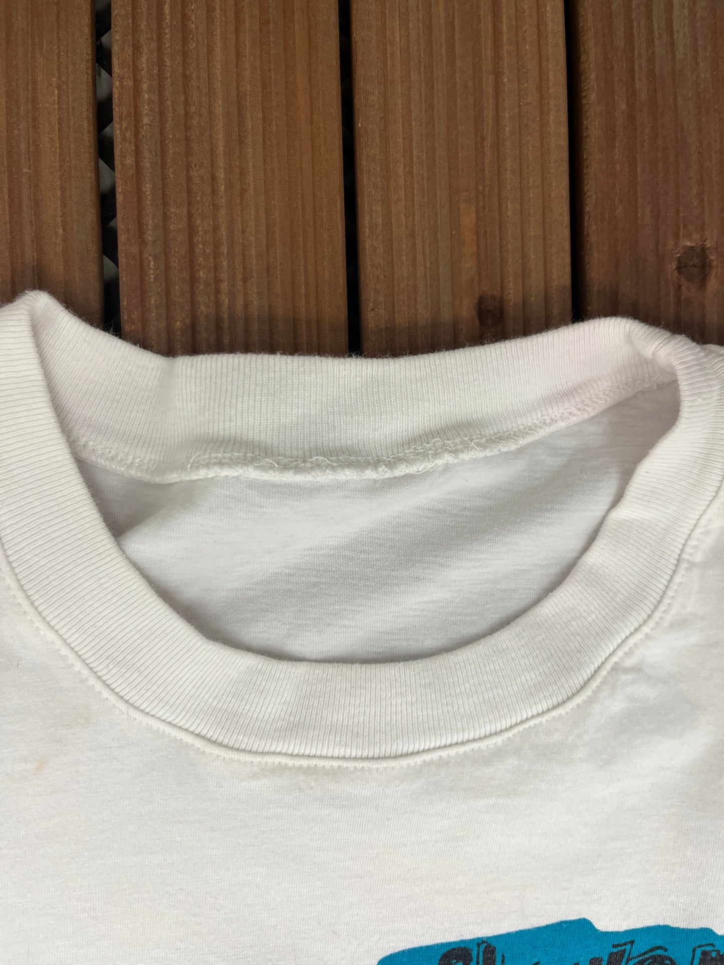 Tahiti Shores, The Bahamas Graphic Tee | Size Large | Vintage 2000s Tourist White T-Shirt |