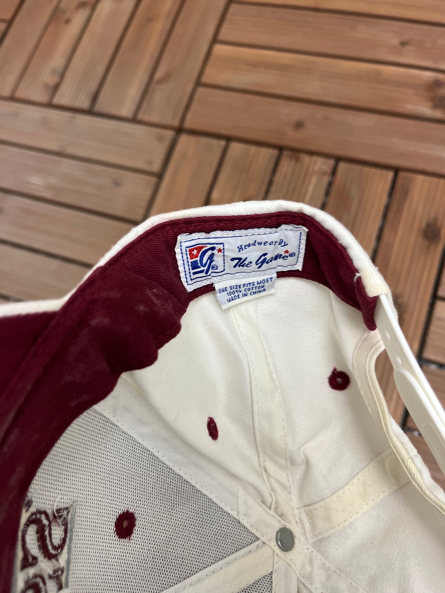University Of Massachusetts Embroidered Graphic Hat | Snap Back Adjustable | Vintage 1990s The Game College Cap | Free Shipping to USA |