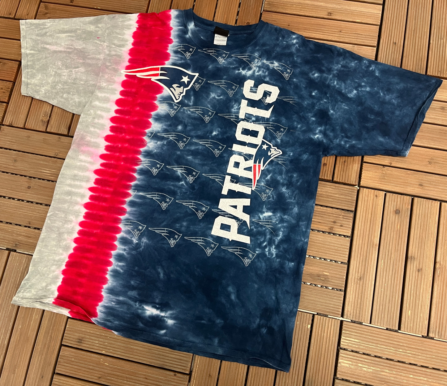 New England Patriots Graphic Tee | Size XX-Large | Vintage 2000s NFL Football Tie Dye T-Shirt |