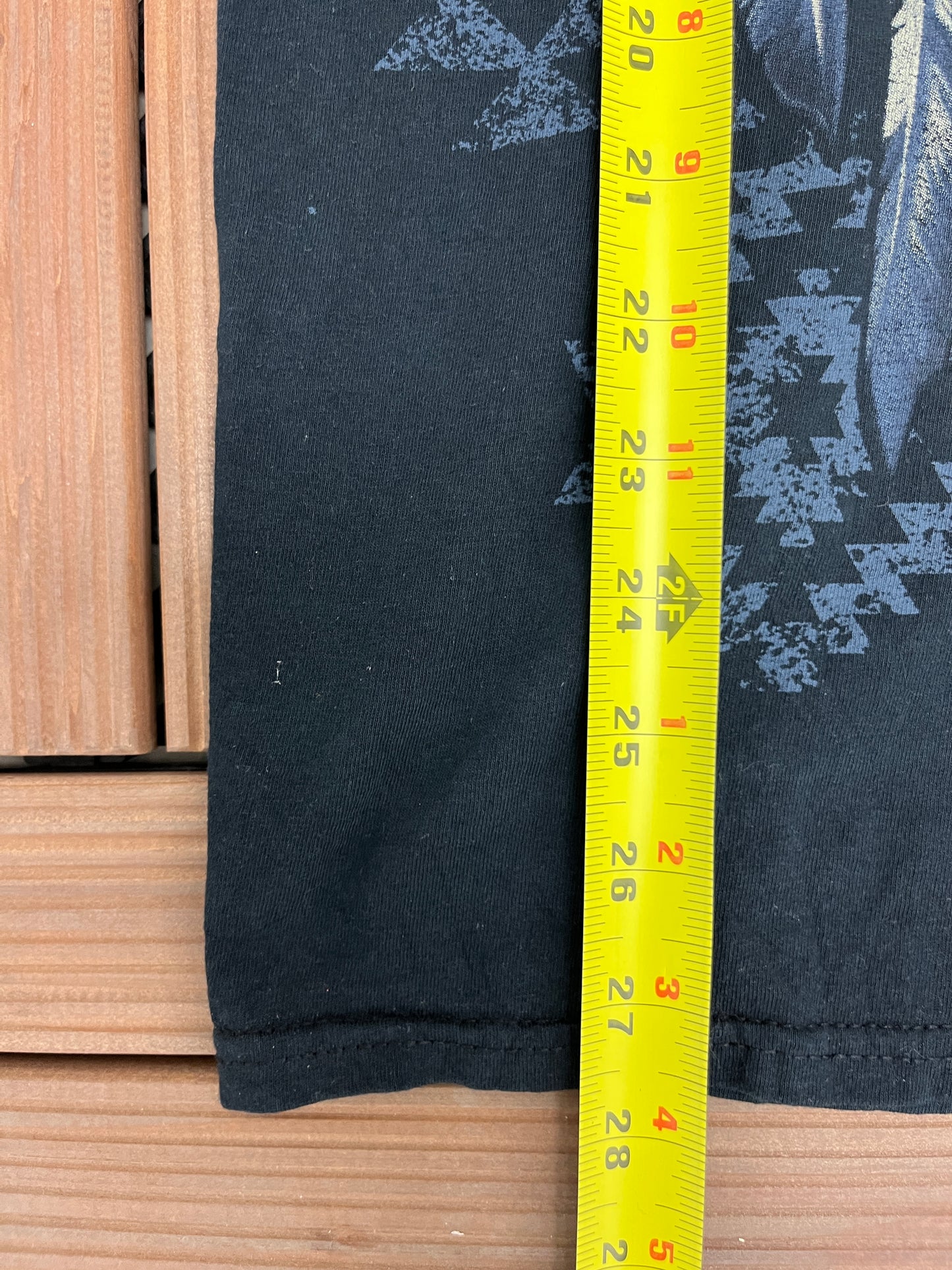 Wolf Dreamcatcher Graphic Tee | Size Medium | Vintage 2000s Animal Dreamcatcher Black T-Shirt | Free Shipping to USA |