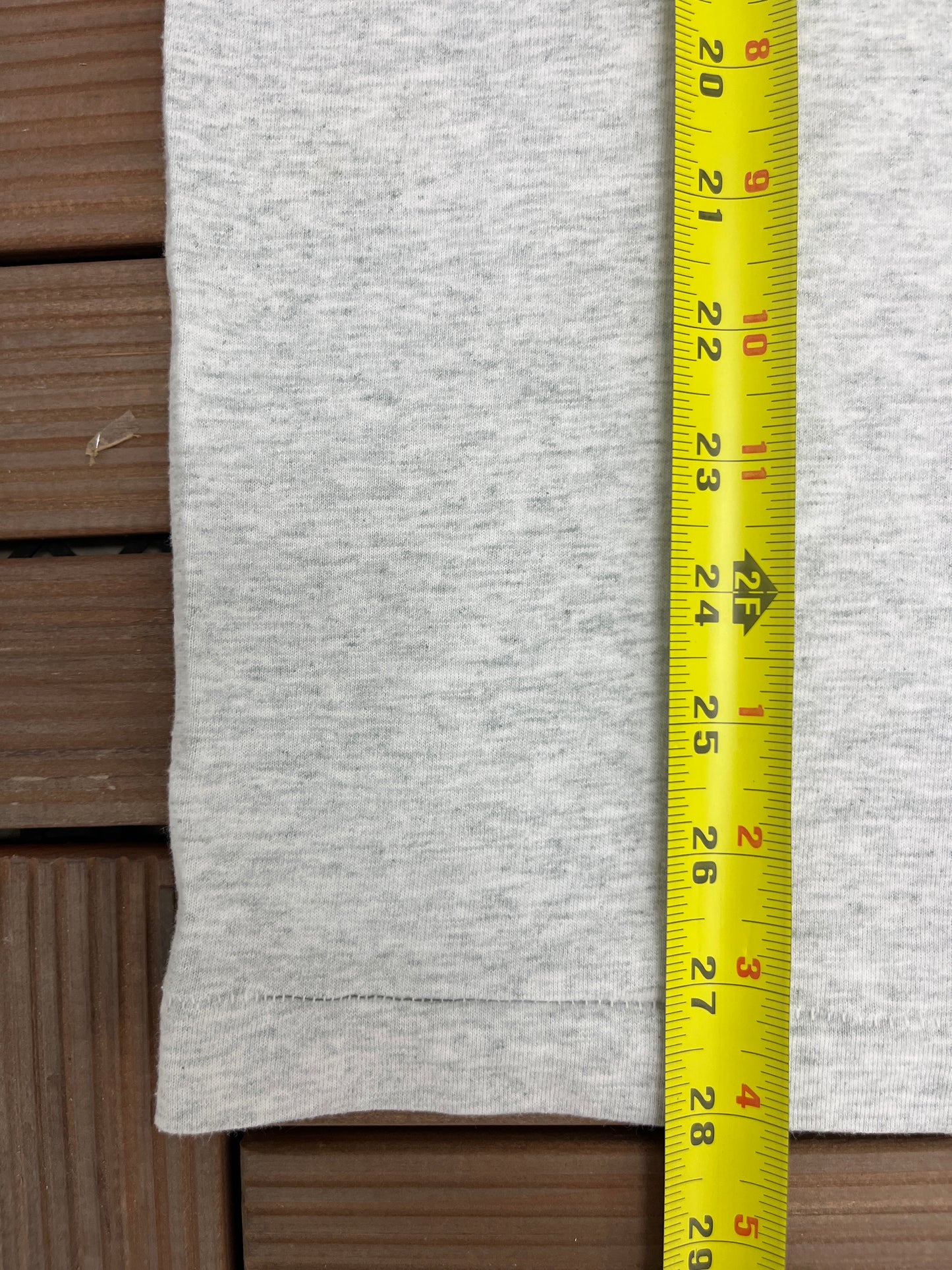 Scotland House of Stuart Graphic Tee | Size X-Large | Vintage 1990s Single Stitch Tourist Grey T-Shirt | Made in USA | Free Shipping to USA|