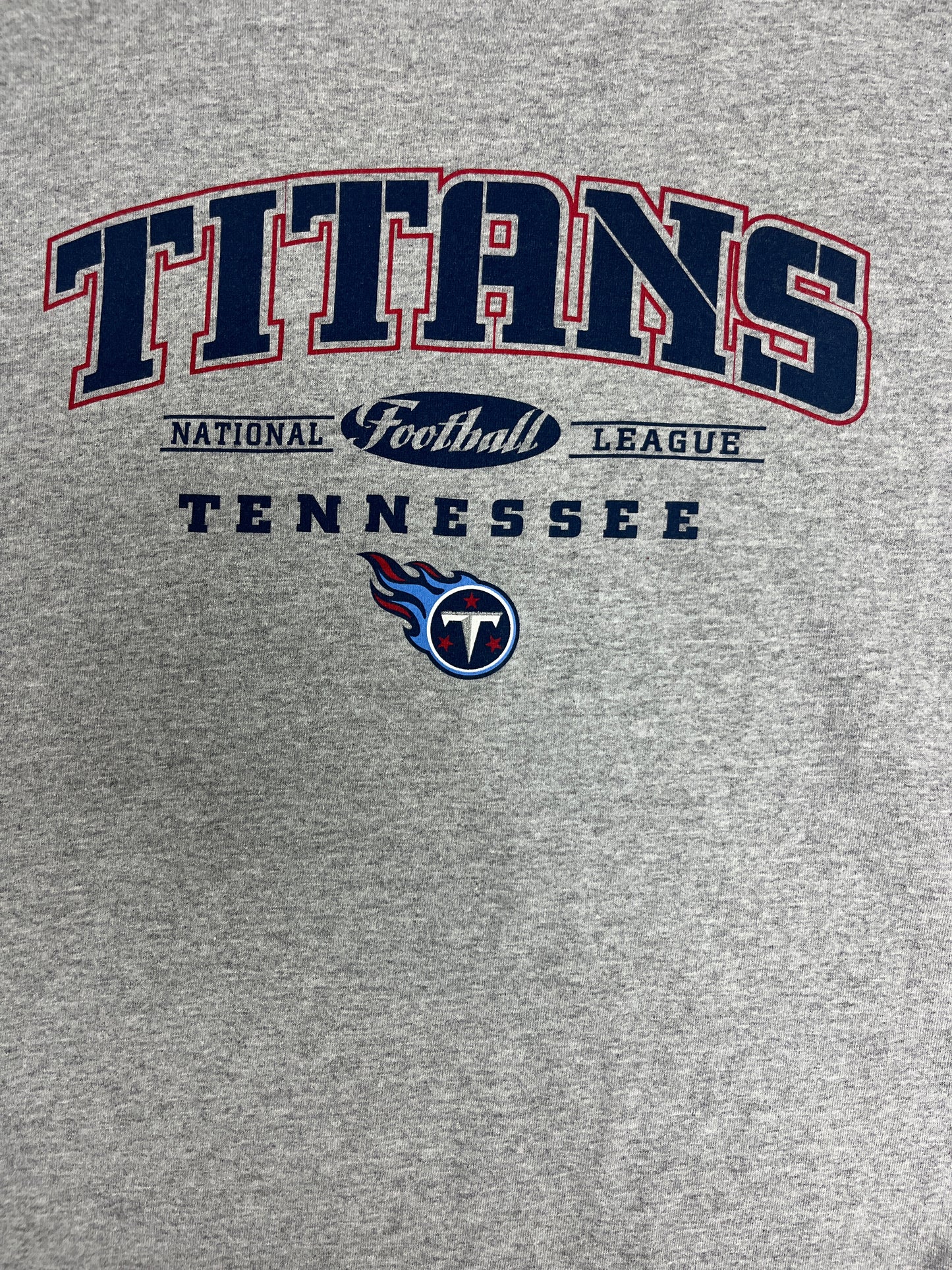 Tennessee Titans Football Graphic Tee | Size XX-Large | Vintage 2000 NFL Football Grey T-Shirt |