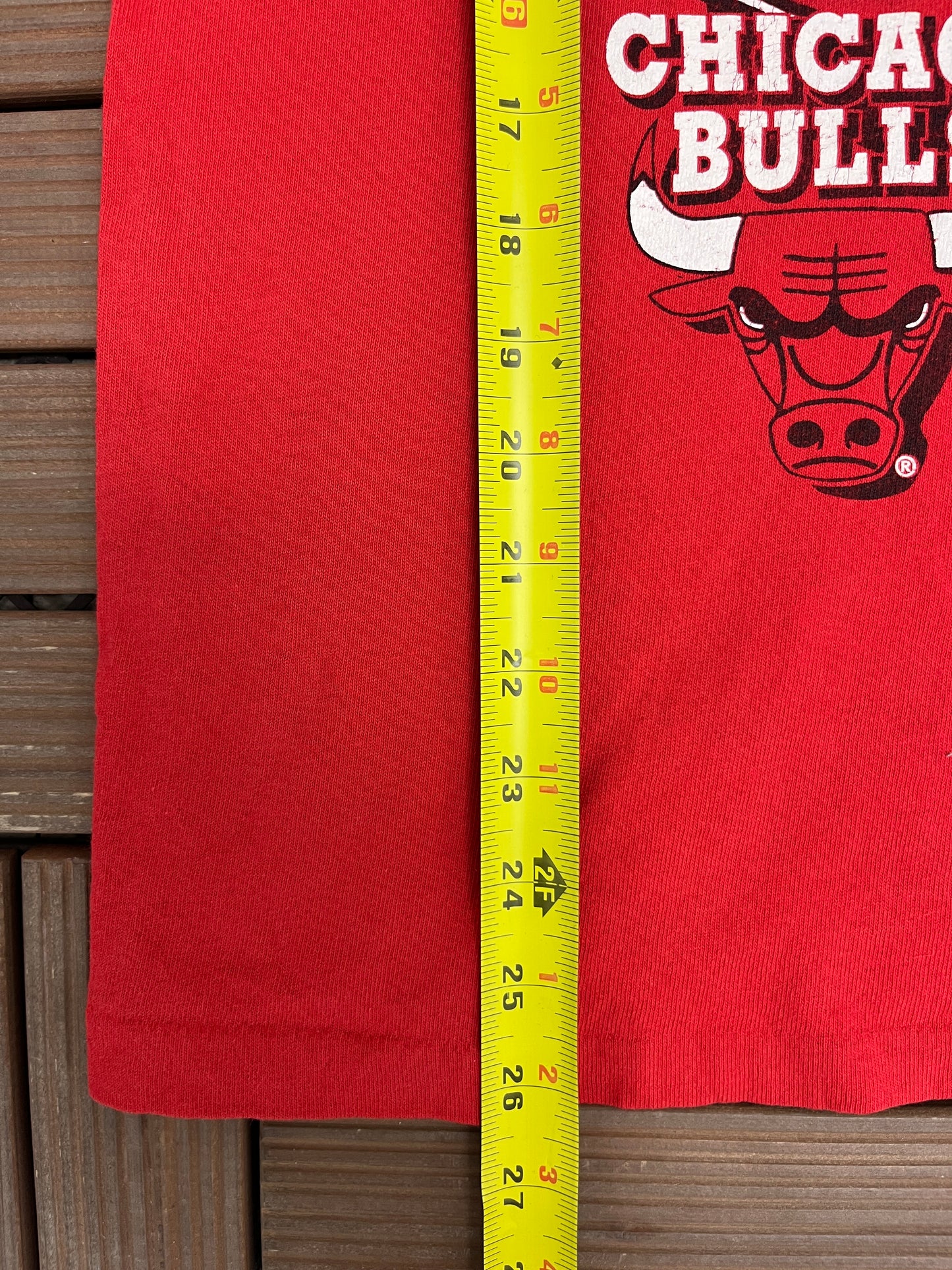 Chicago Bulls Eastern Conference Graphic Tee | Size Large | Vintage 1990s NBA Basketball Red T-Shirt |