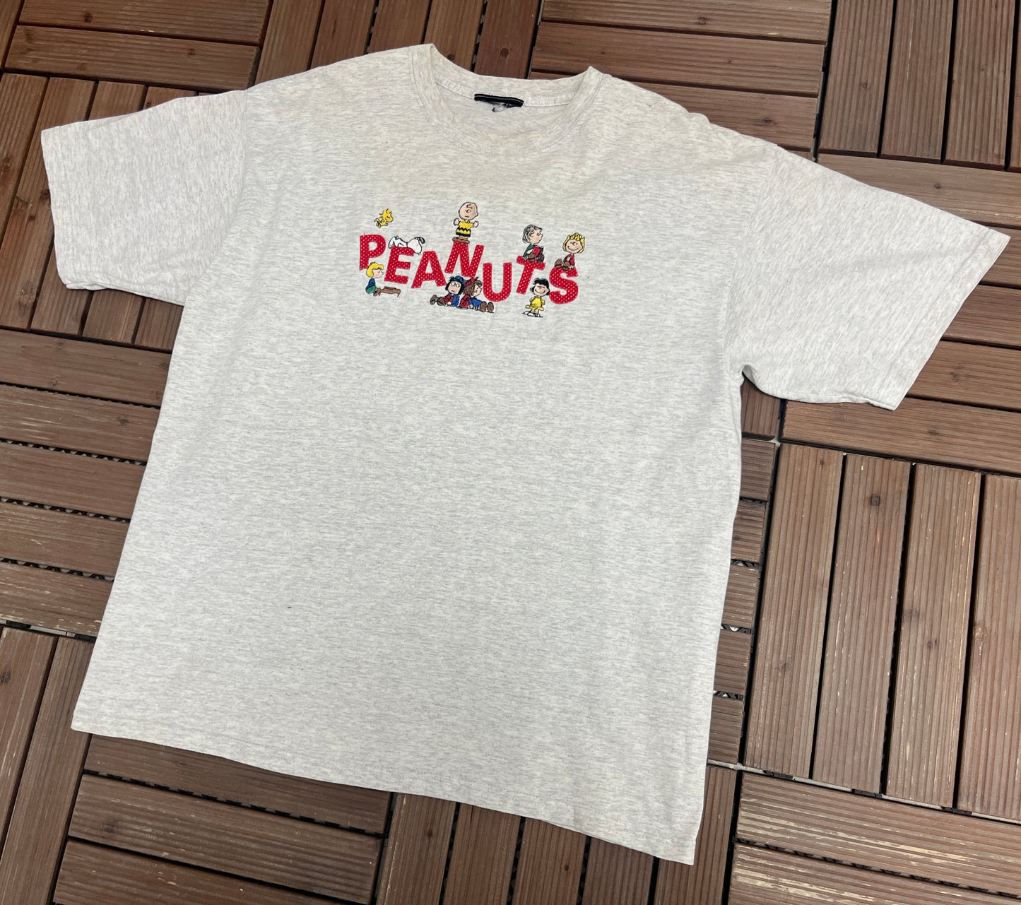 Peanuts Cartoon Embroidered Graphic Tee | Size X-Large | Vintage 2000s Television Cartoon Grey T-Shirt |