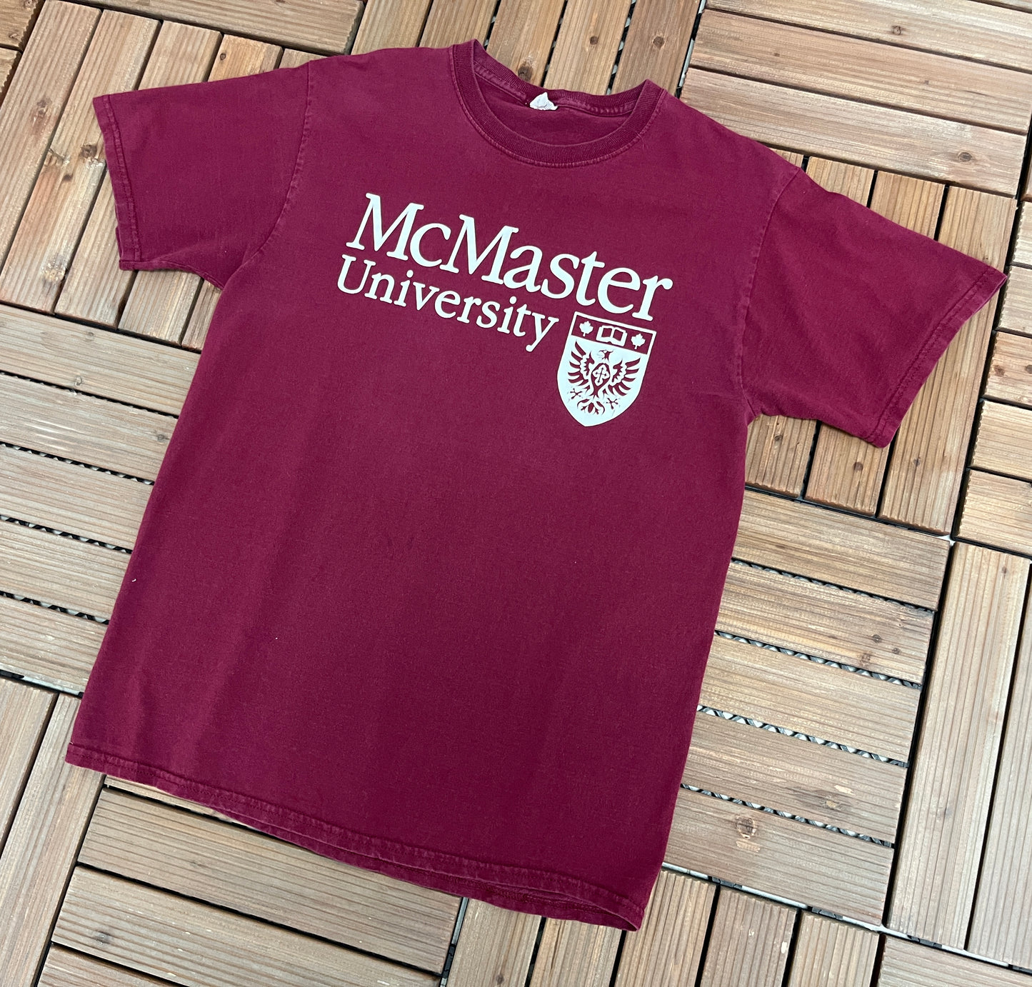 McMaster University Graphic Tee | Size Medium | Vintage 2000s Retro College Red T-Shirt | Hamilton, Canada | Free Shipping to USA |