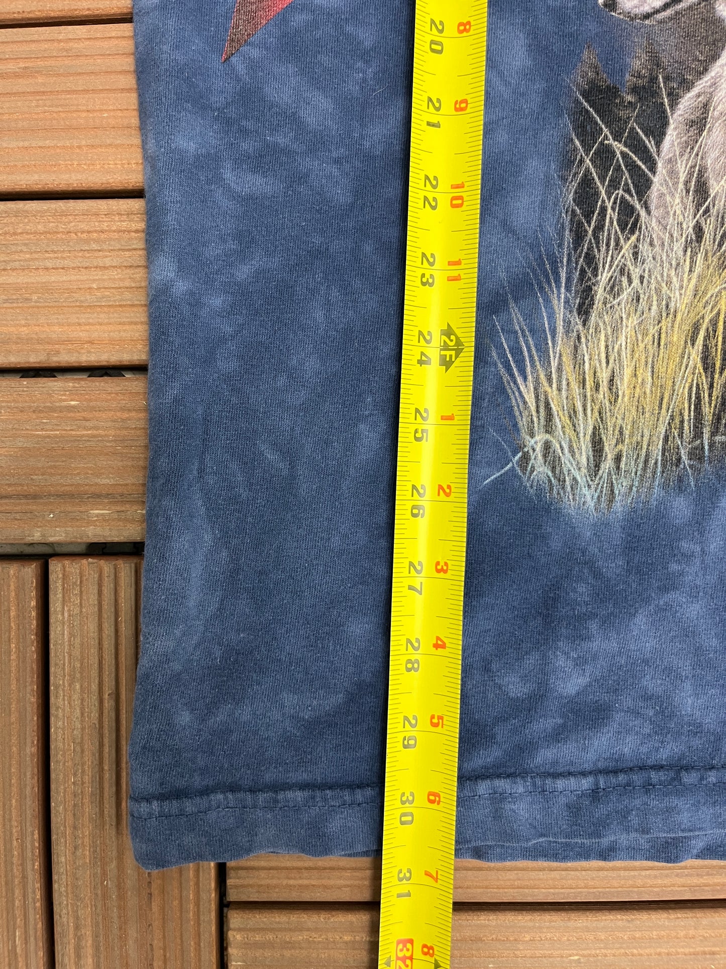 Wolf & The American Flag Graphic Tee | Size Large | Vintage 2000s Promotional Animal Blue T-Shirt | The Mountain | Free Shipping to USA|