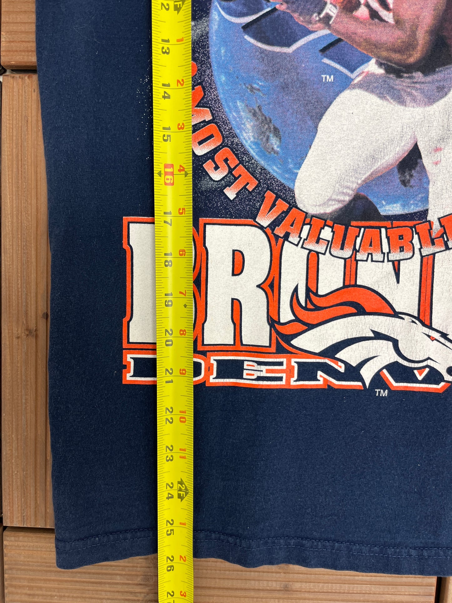 Denver Broncos Terrell Davis MVP Graphic Tee | Size Medium | Vintage 1990s NFL Football T-Shirt |