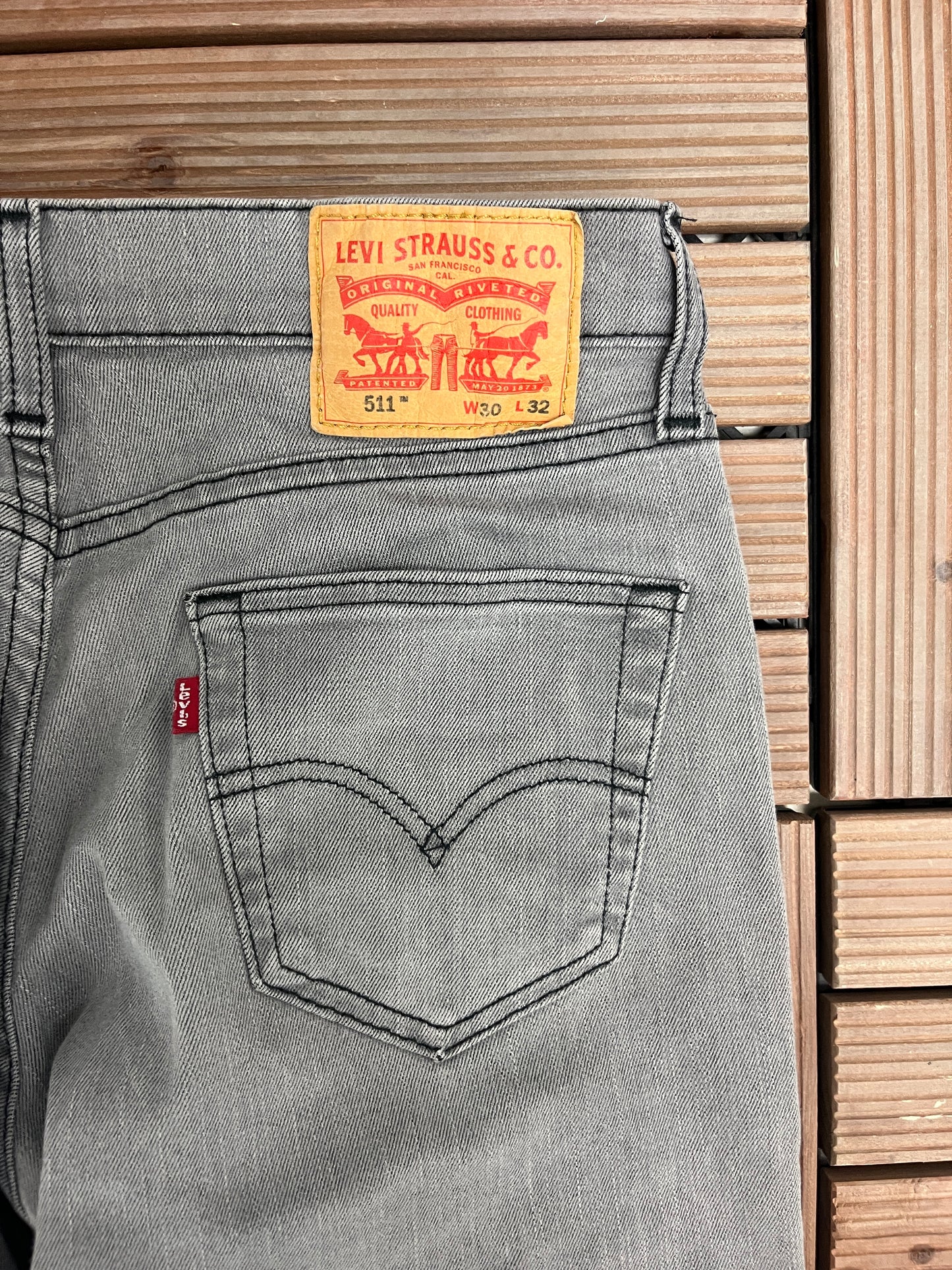 Levi Strauss & Co 511 Grey Denim Jeans | Size 30 x 32 | Vintage 2000s Levi's Grey Denim |