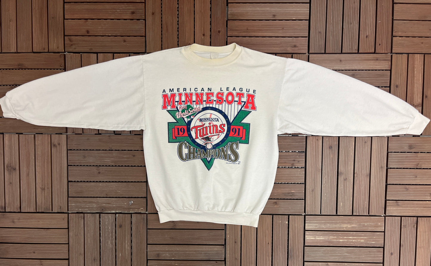 Minnesota Twins American League Champions Graphic Crewneck | Size Large | Vintage 1990s MLB Baseball White Sweater |