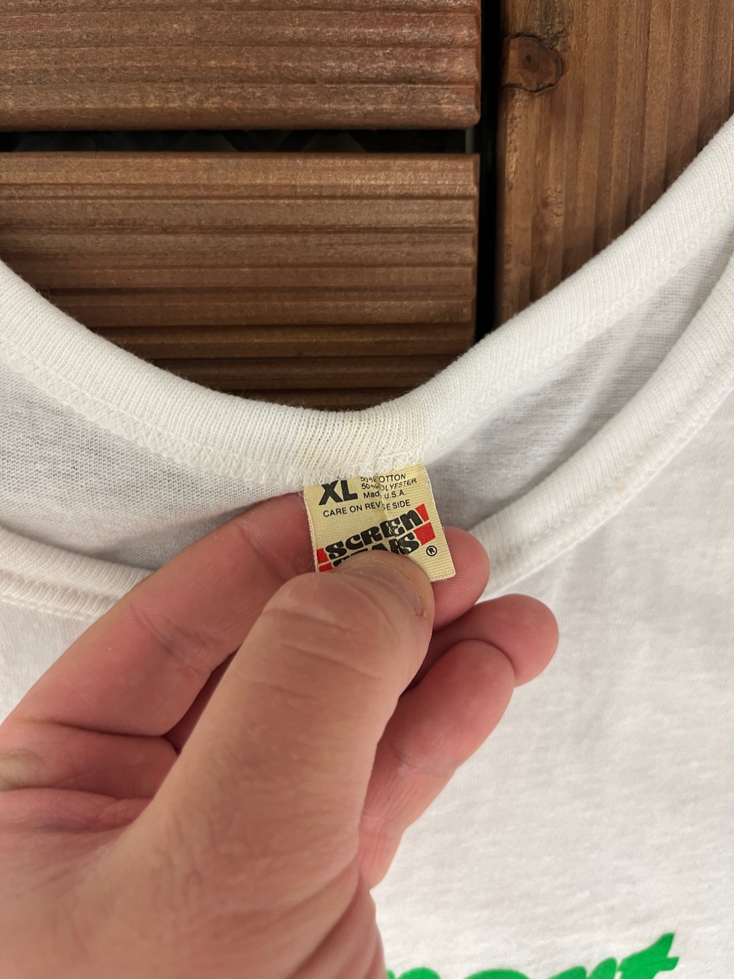 Newport Alive With Pleasure! Graphic Tee | Size X-Large | Vintage 1990s Made in USA White Tank Top |