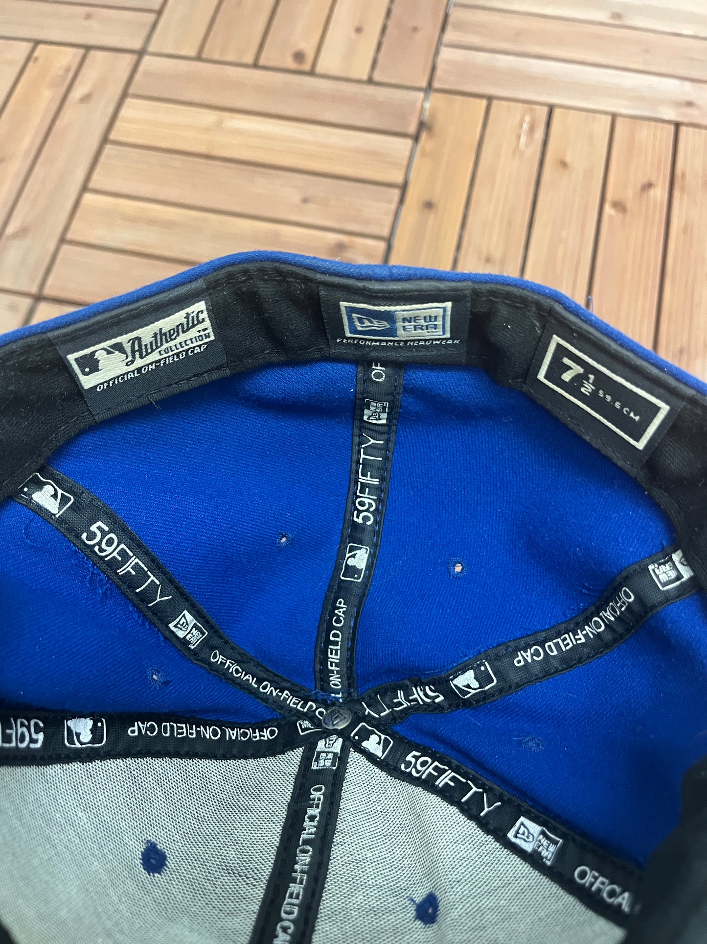 Milwaukee Brewers Embroidered Graphic Hat | Size 7 1/2 | Vintage 2000s MLB Baseball Blue Cap |