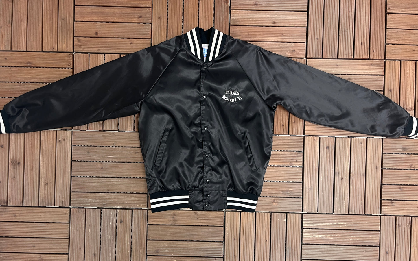 Chevrolet Heartbeat of America Graphic Jacket | Size Medium | Vintage 1990s Made in USA Black Jacket |