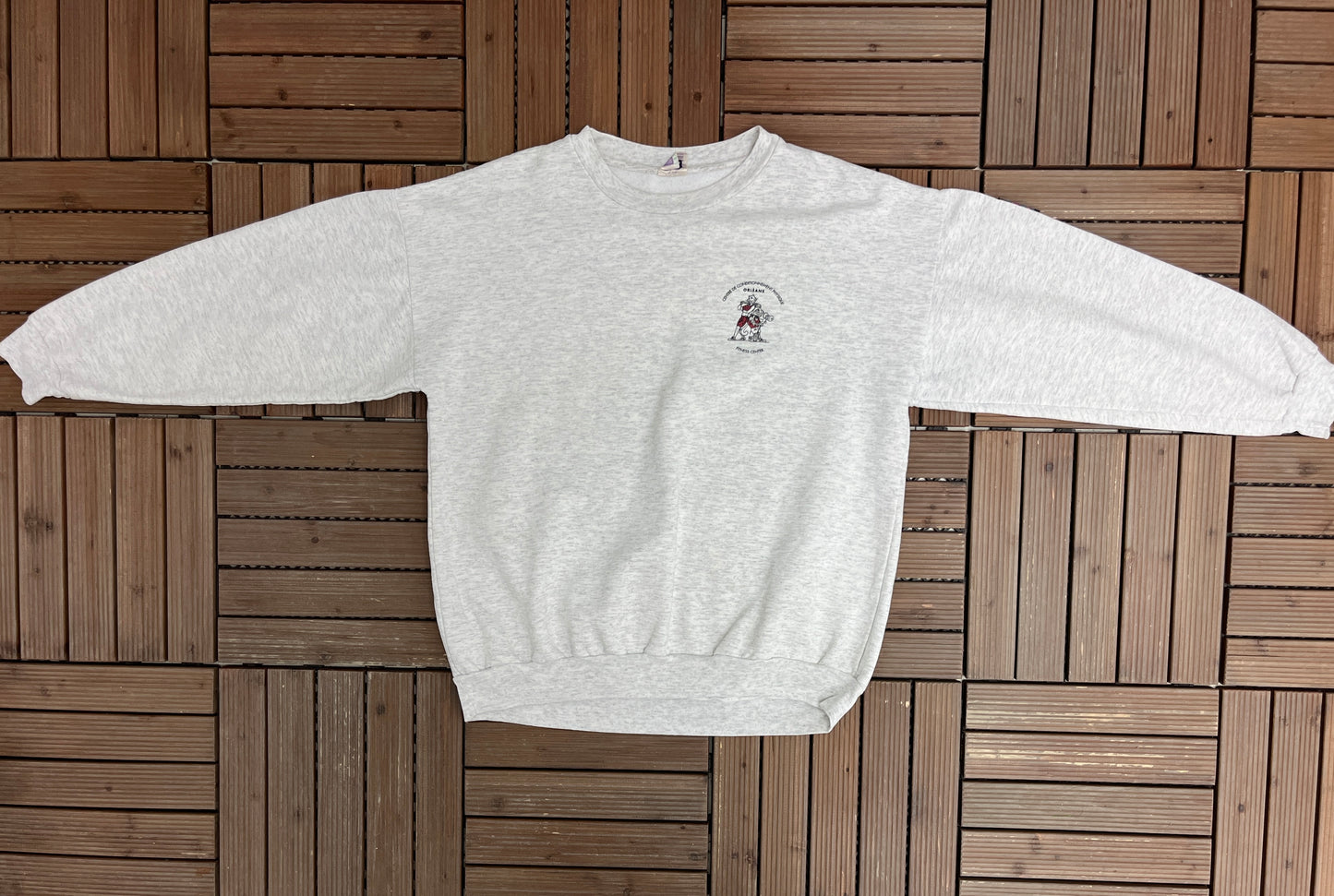 Centre De Conditionnement Physique Fitness Center Graphic Crewneck | Size Large | Vintage 1990s Promotional Grey Sweater |