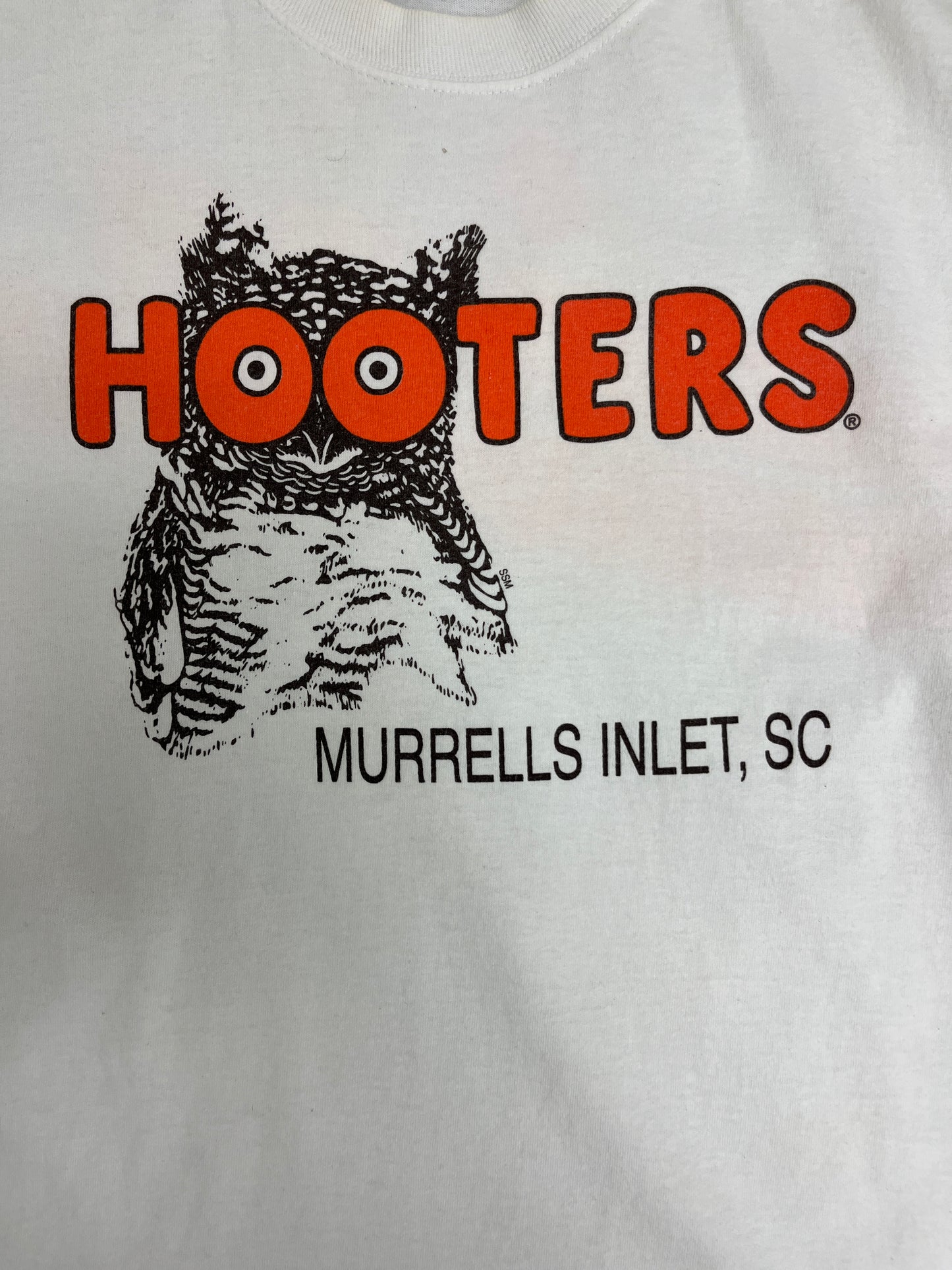 Hooters Murrell Inlet, South Carolina Graphic Tee | Size Large | Vintage 2000s Collectors Promotional White T-Shirt |