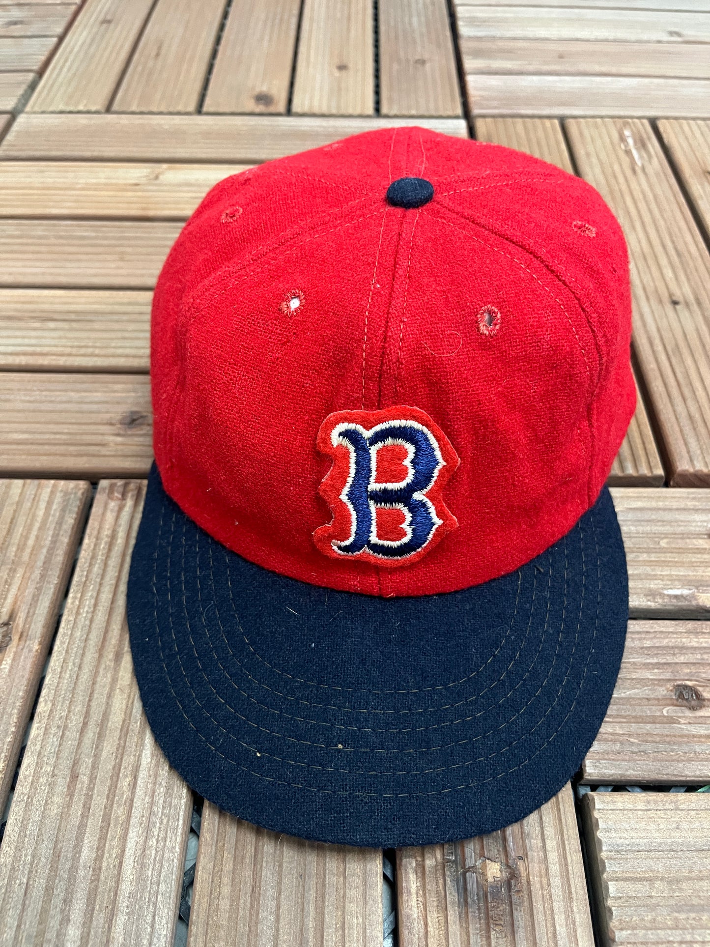 Boston Red Sox Wool Graphic Hat | Size X-Large | Vintage 1990s MLB Baseball Red Cap |