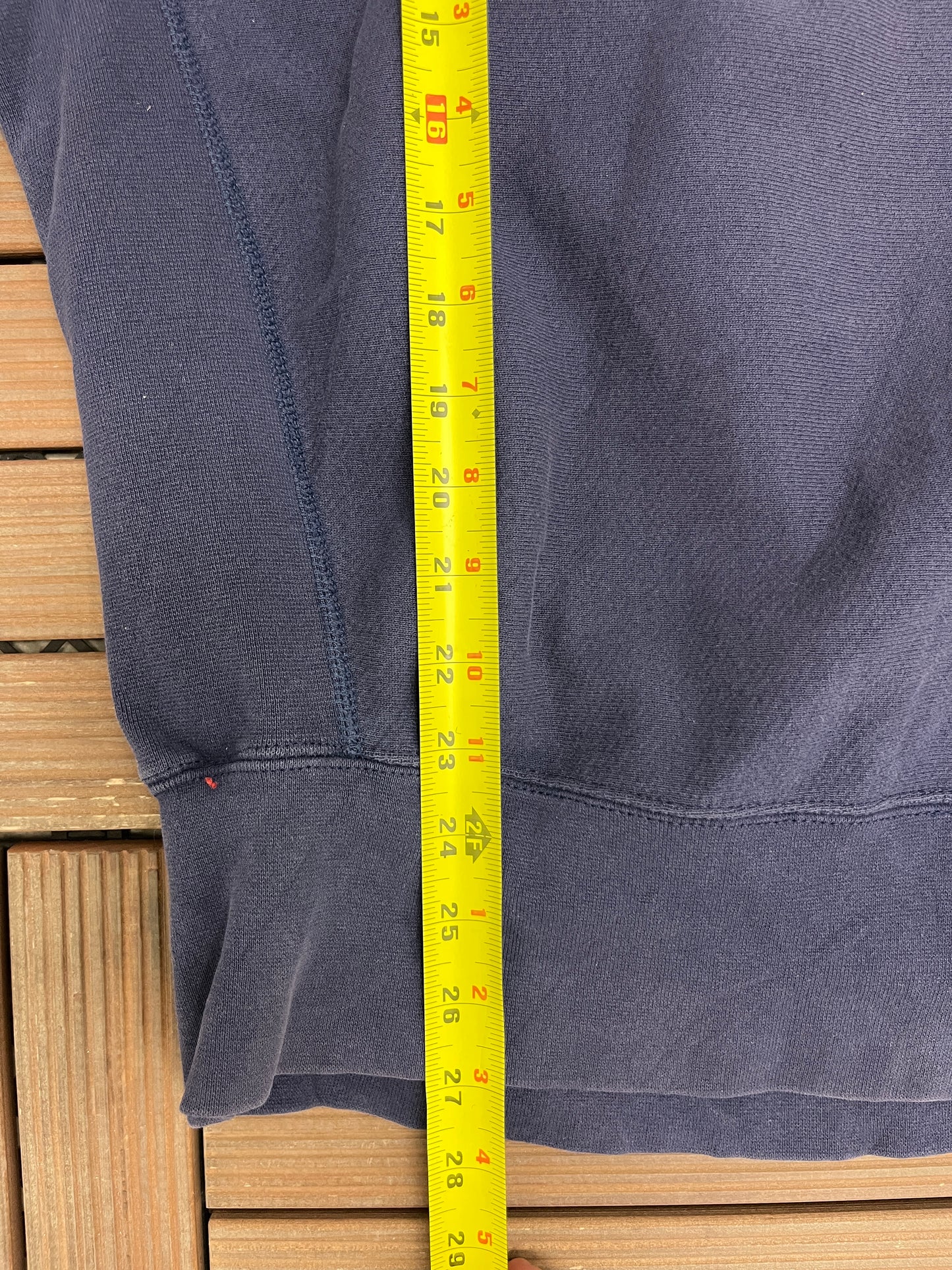 Yale University Spell Out Stitched Graphic Crewneck | Size X-Large | Vintage 1990s Made in USA College Blue Sweater |