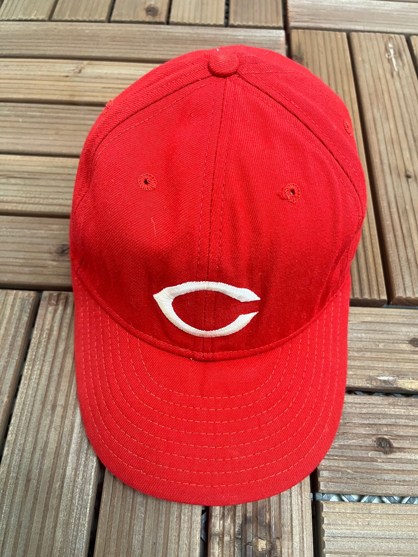 Cincinnati Reds Embroidered Graphic Hat | Size 7 3/8 | Vintage 1990s MLB Baseball Red Cap |