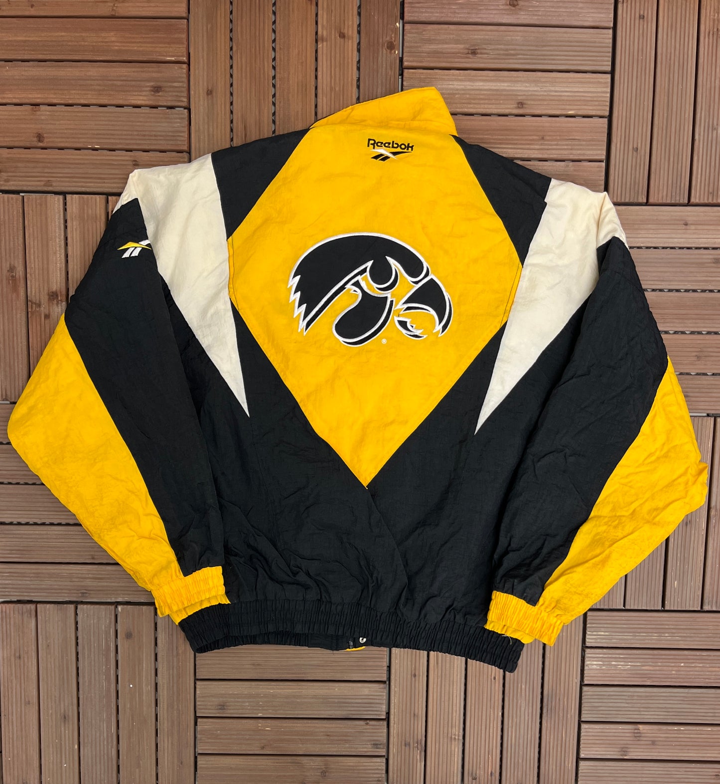 Iowa Hawkeyes Embroidered Graphic Jacket | Size XX-Large | Vintage 1990s Reebok College Sports Yellow Puffer Jacket |