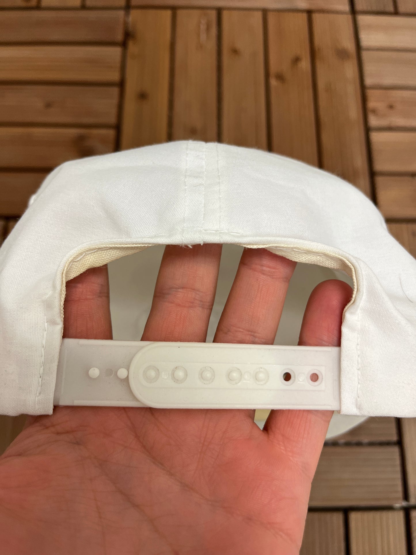 Hunter Logo Graphic Hat | Snap Back | Vintage 1990s Promotional White Cap |